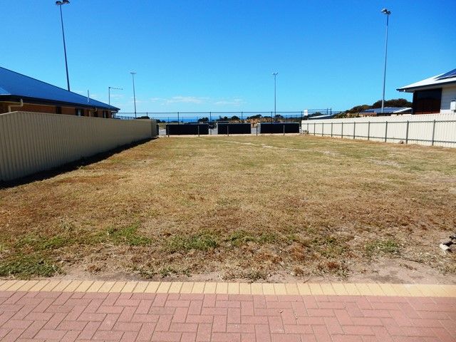 8 (Lot 4) Blue Crab Court, Ardrossan, SA 5571