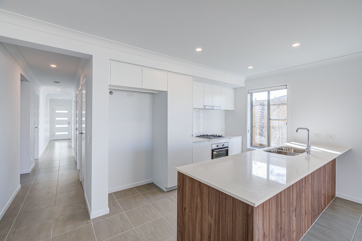 4 Creaghe Street, Park Ridge, QLD 4125