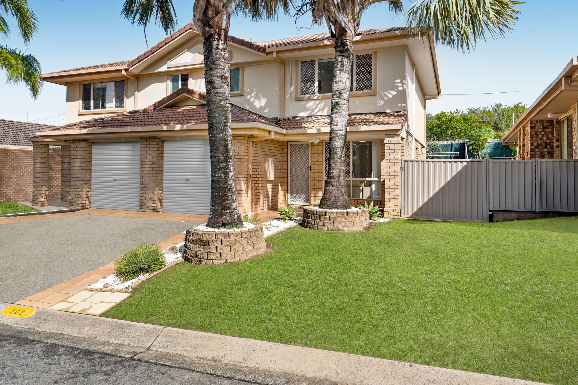 162/31 Usher Avenue, Labrador, QLD 4215