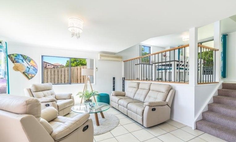 40/141 Pacific Pines Boulevard, Pacific Pines, QLD 4211