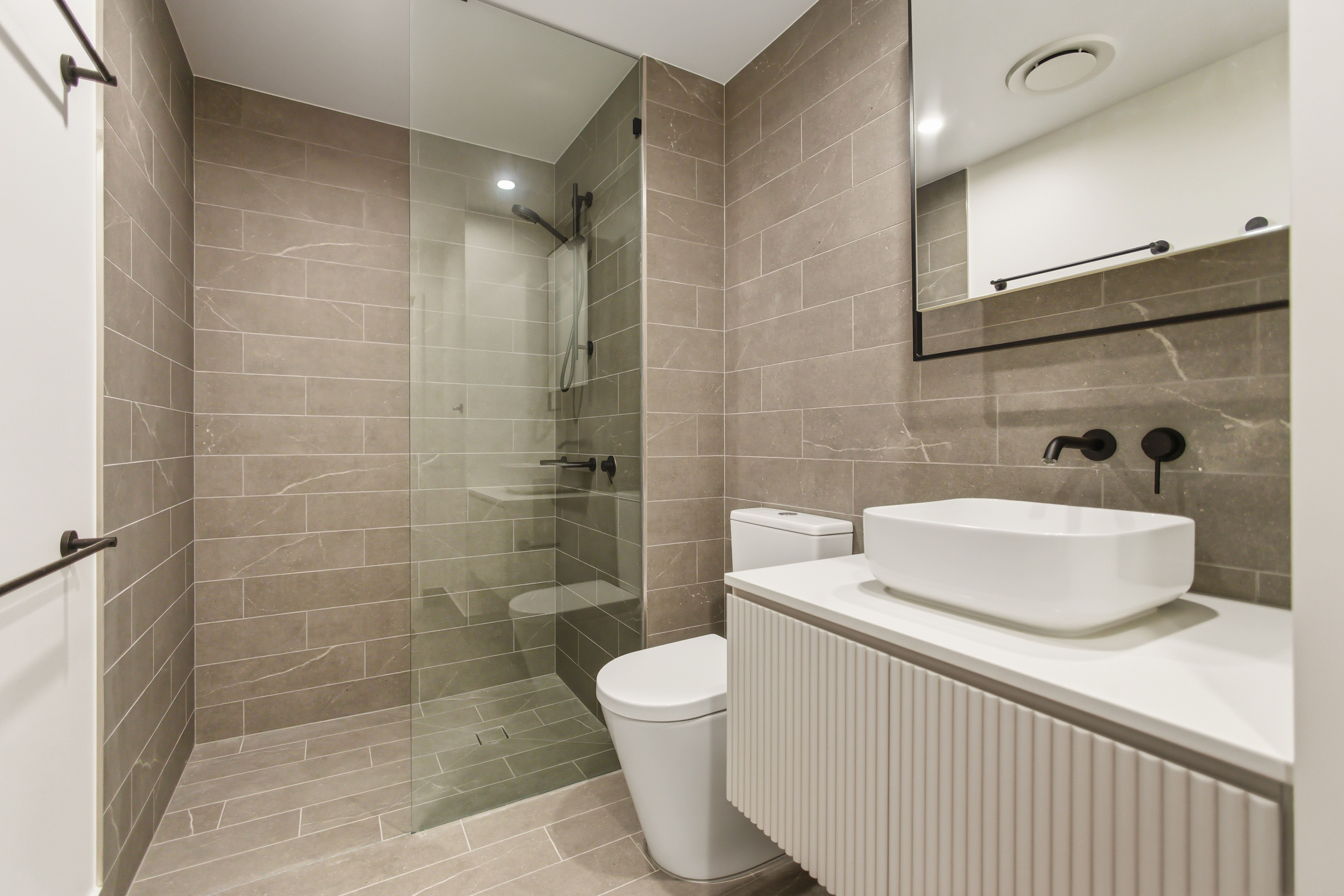 231/21 Arches Crescent, Alderley, QLD 4051 - Sold Apartment - Ray White ...