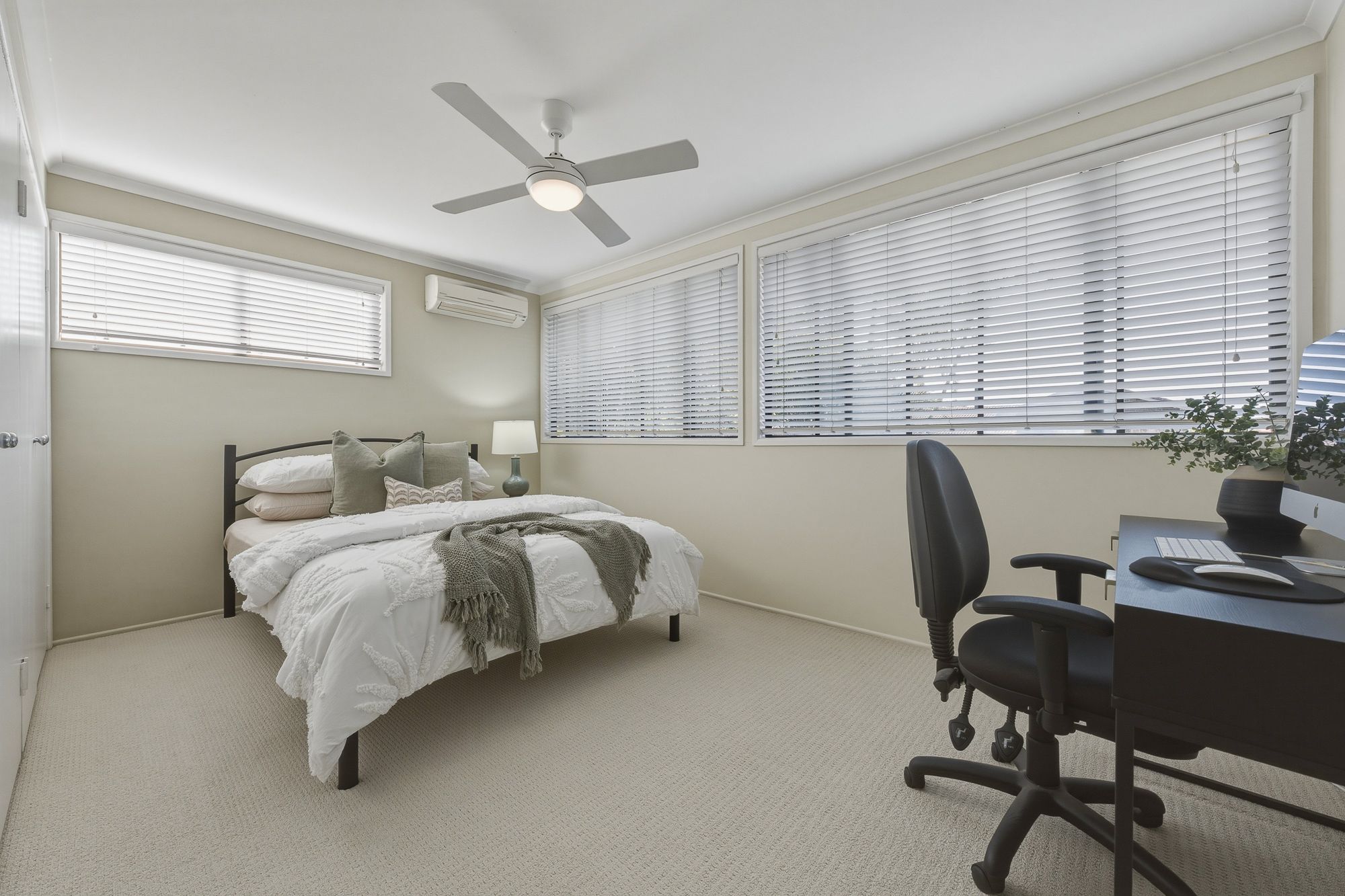 10 Loren Street — photo 8 of 26