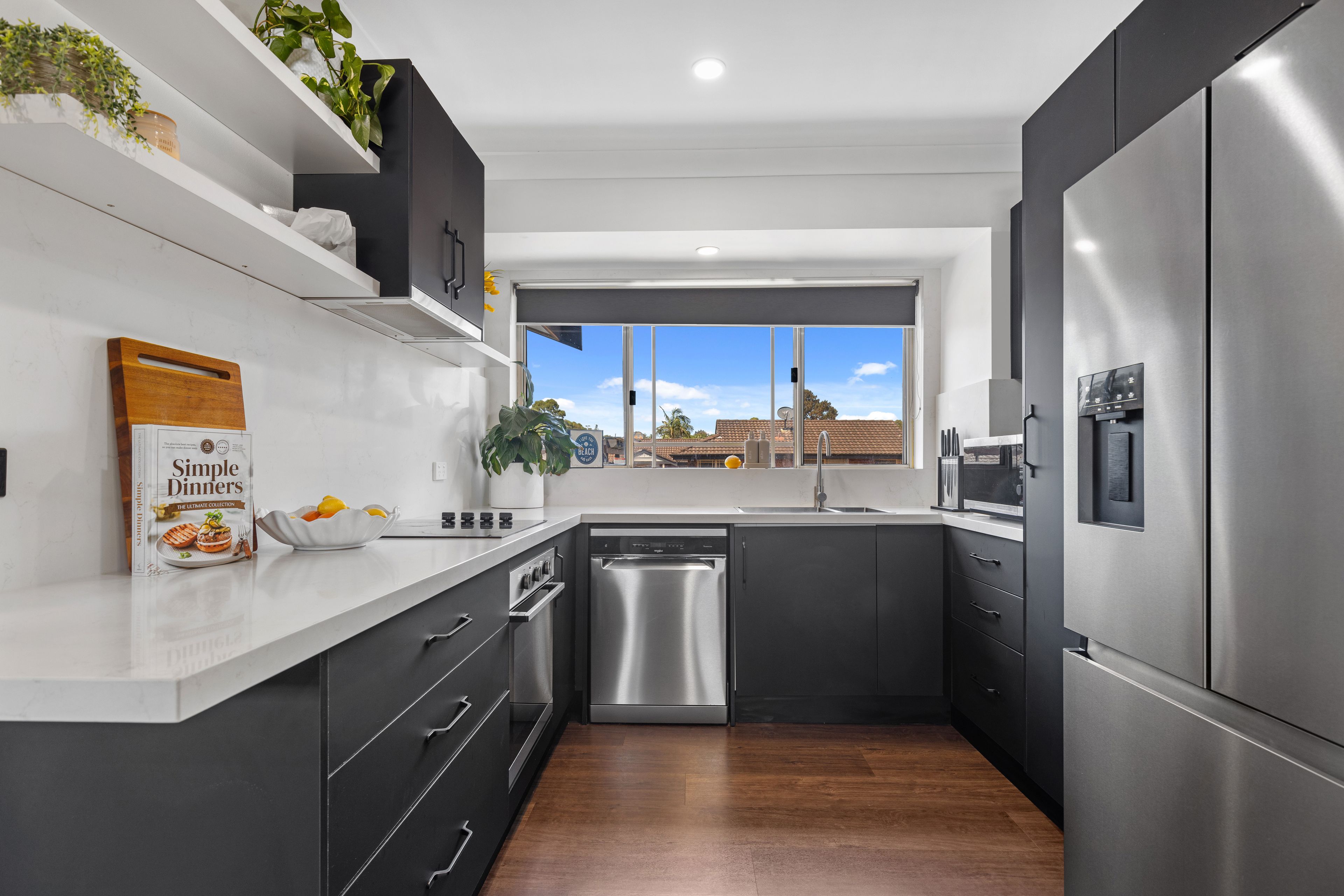 33-37 Gannons Road, Caringbah NSW 2229