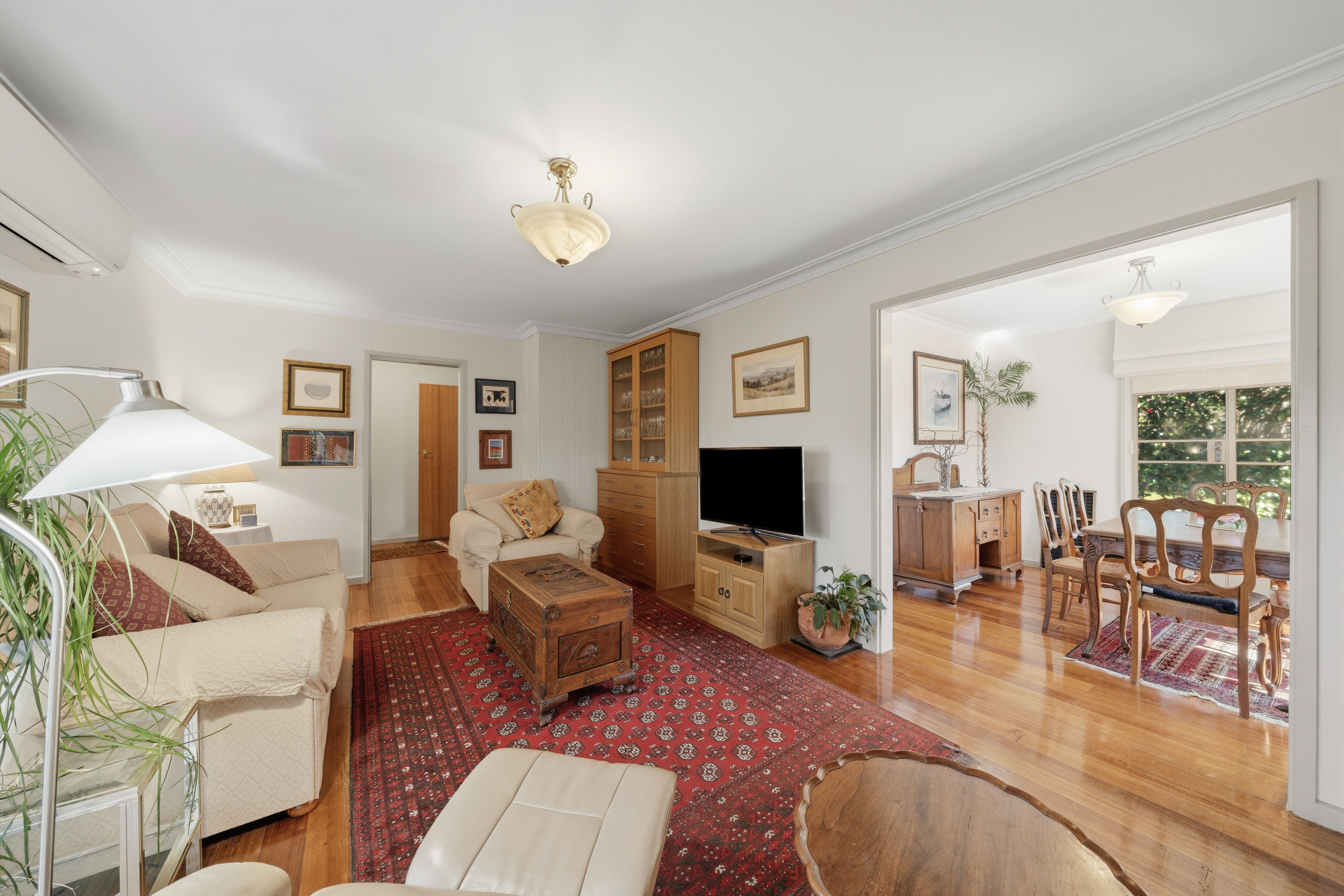 21 Neumayer Street — photo 6 of 27