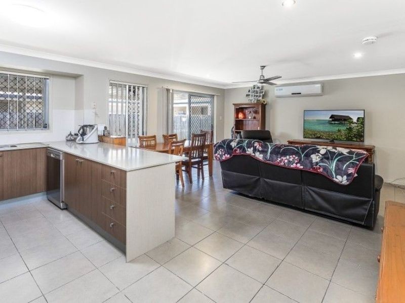 5 Soward Court, Morayfield, QLD 4506