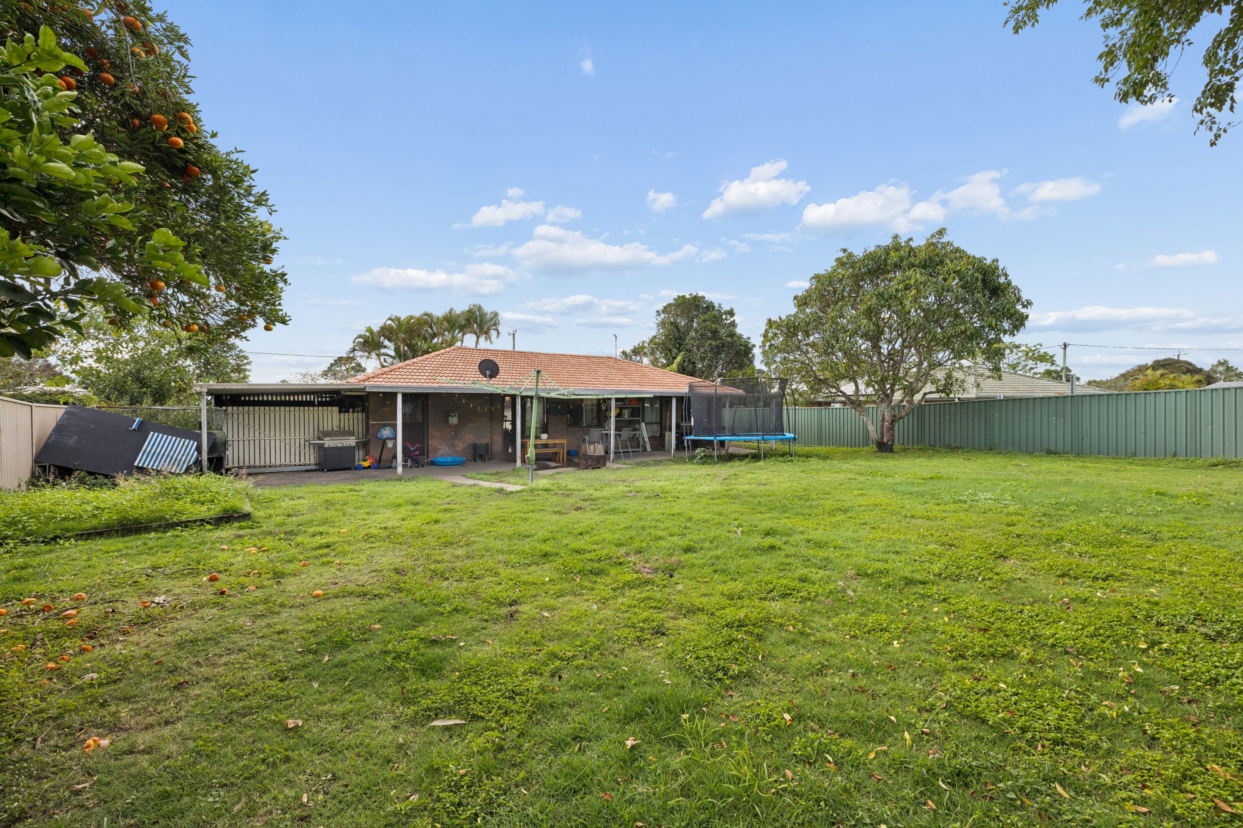 28 Bellini Road — photo 11 of 13