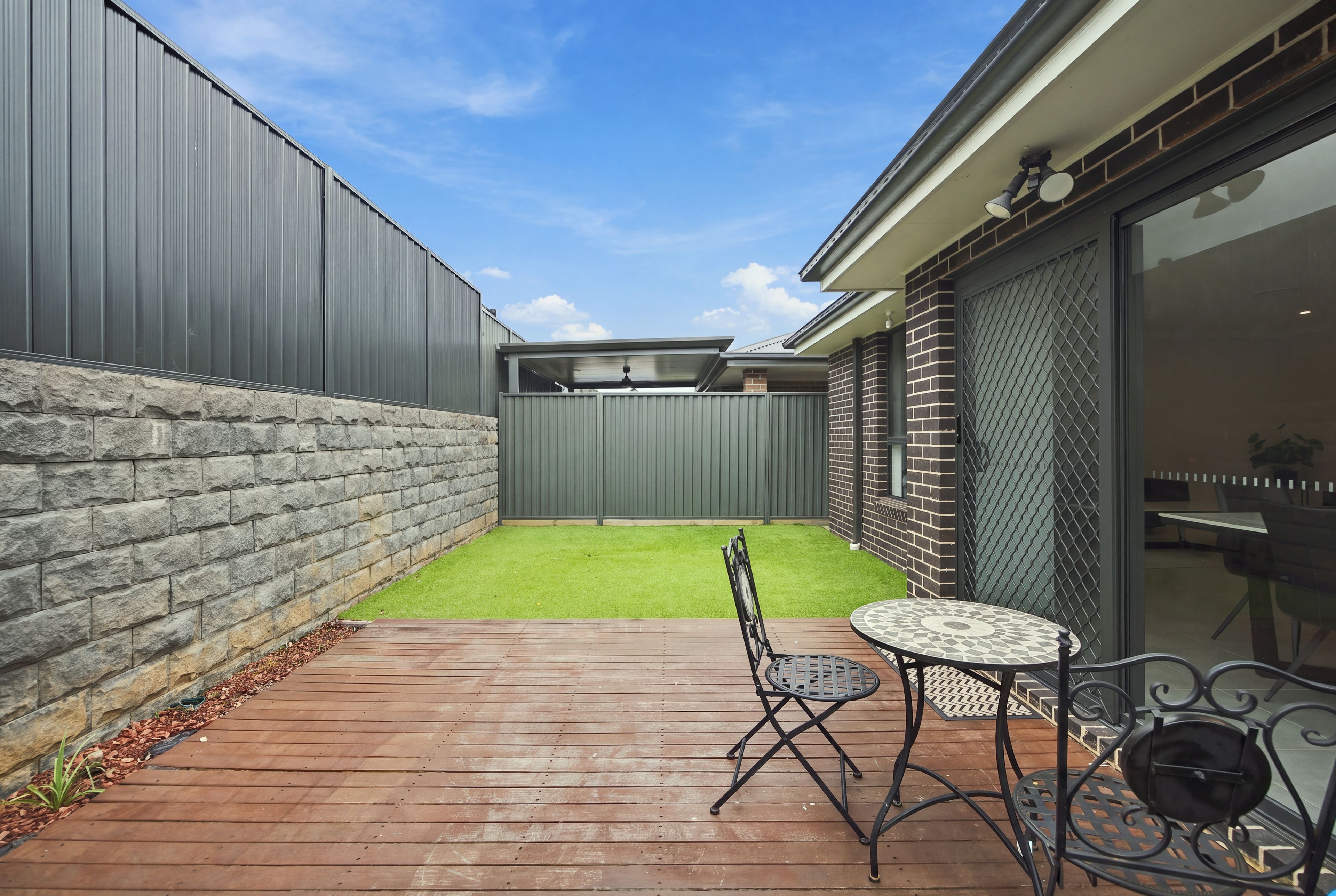 5 Armidale Circuit — photo 11 of 16