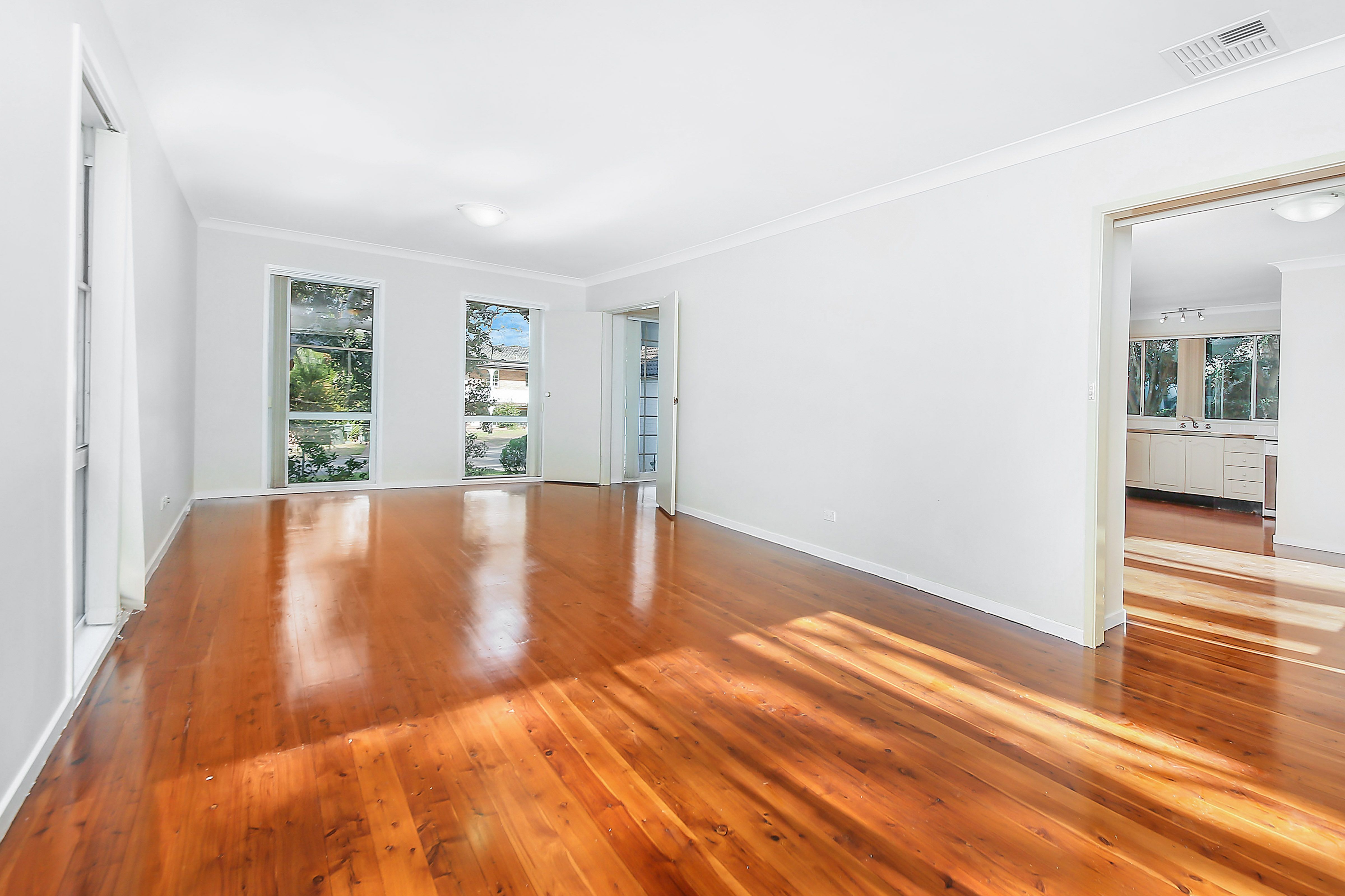 16 Oak Street, Lugarno, NSW 2210