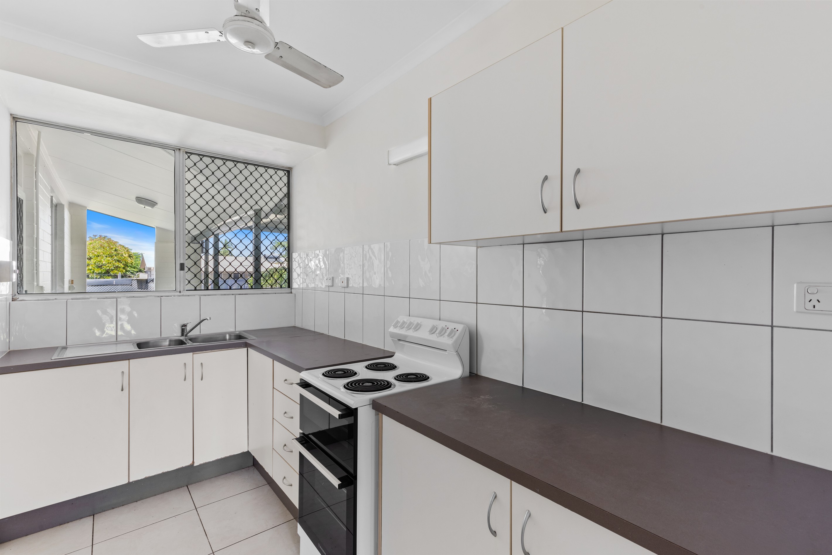 99 Emery Avenue, Gray, NT 0830