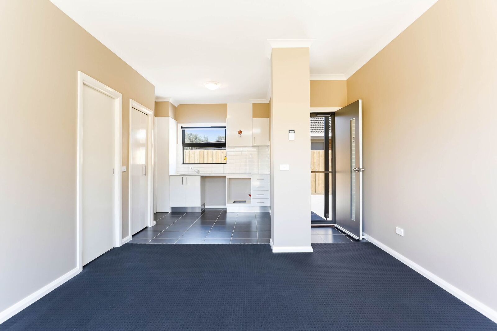 2/42 Electric Street, Broadmeadows, VIC 3047