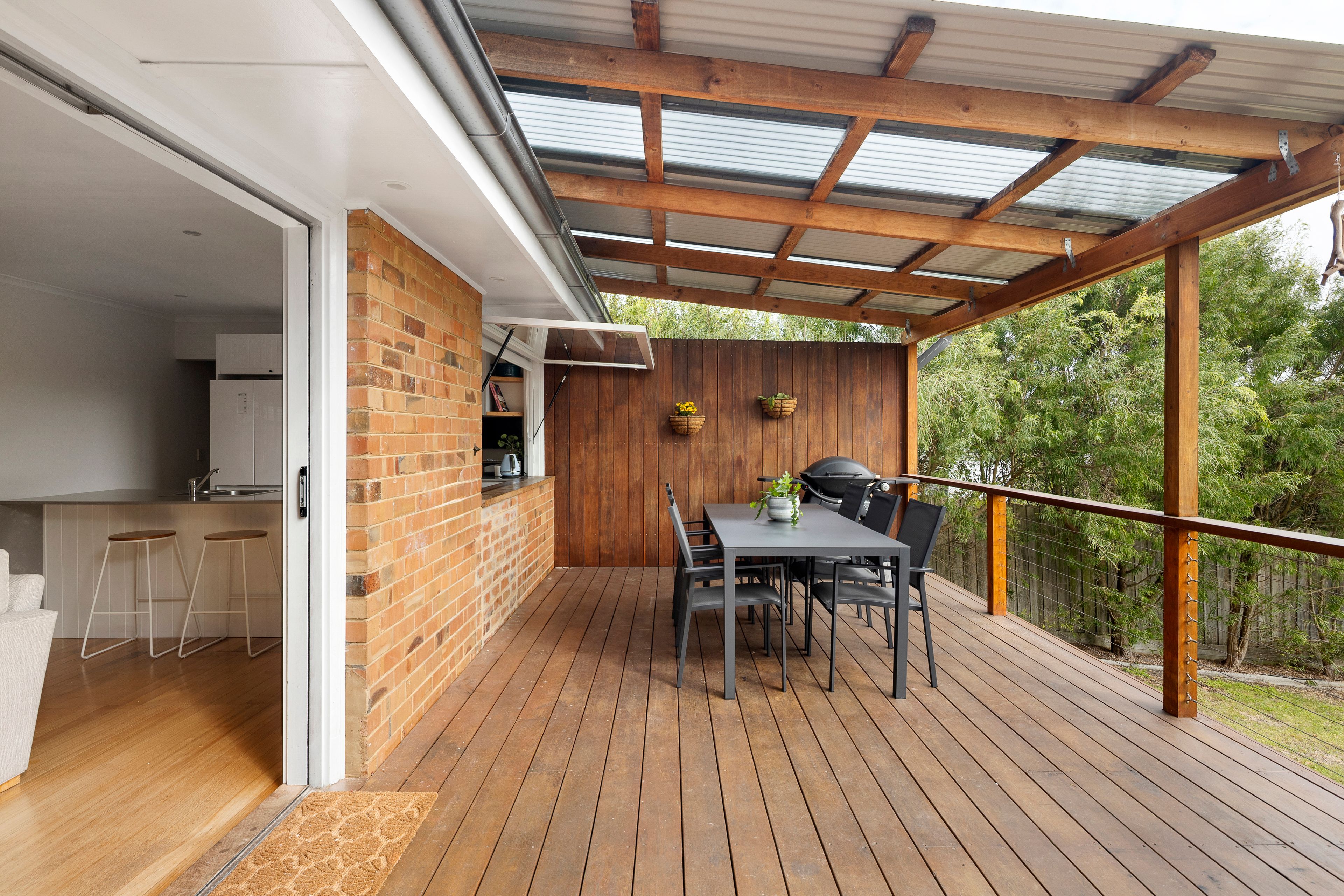28 Tara Drive — photo 9 of 11