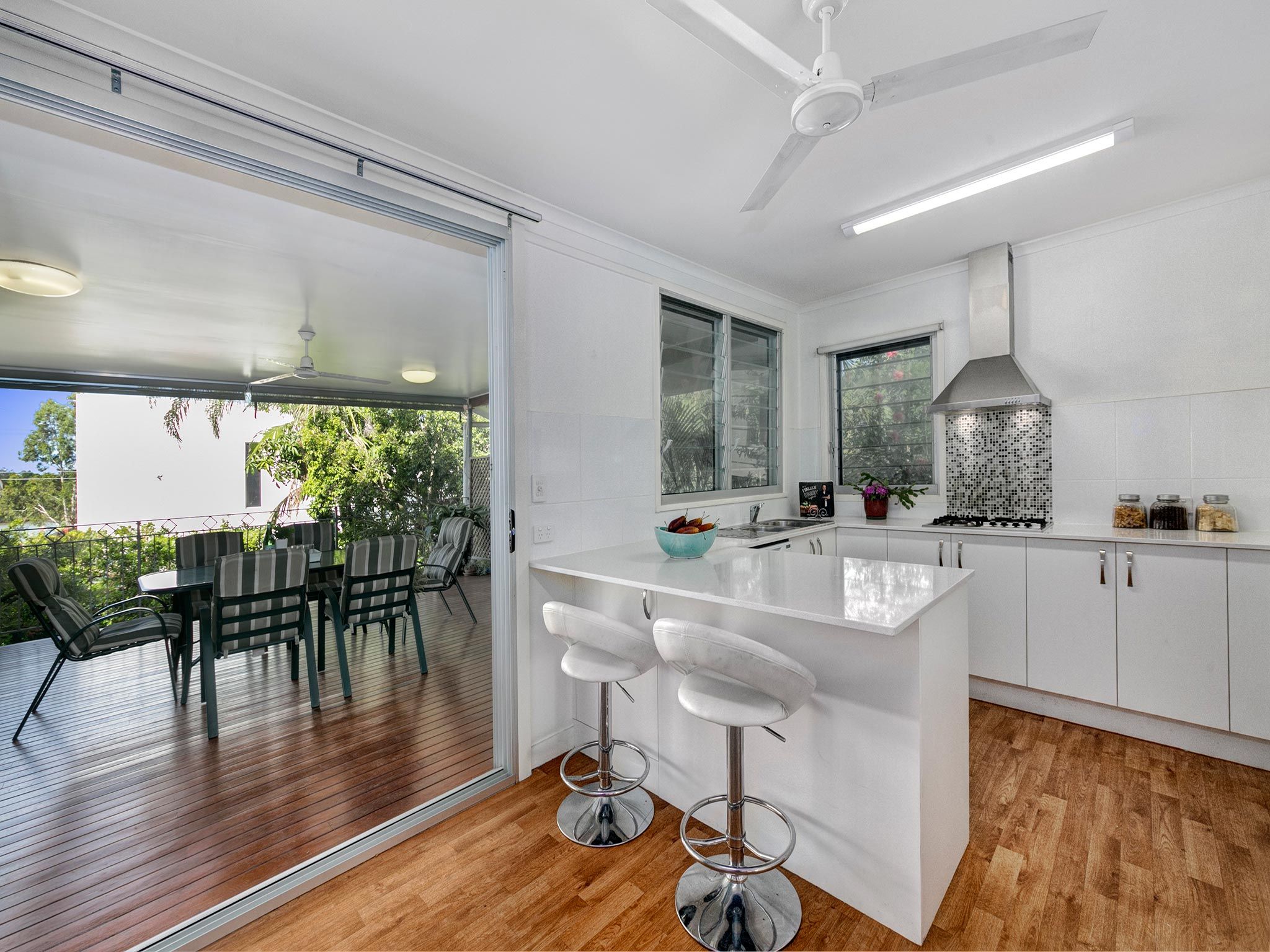 142 White Street, Graceville, QLD 4075