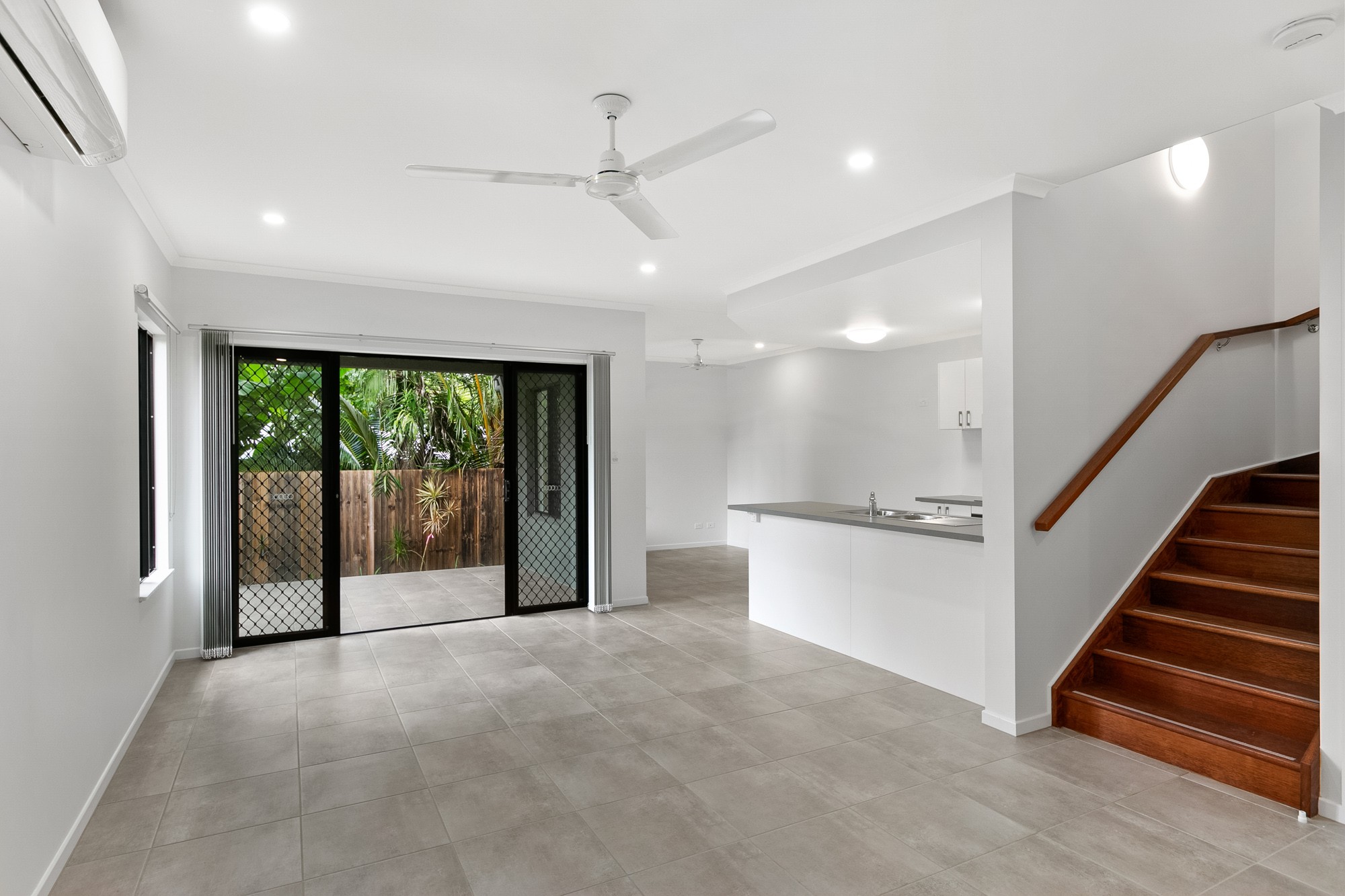 4/8 Marr Street, Edmonton, QLD 4869