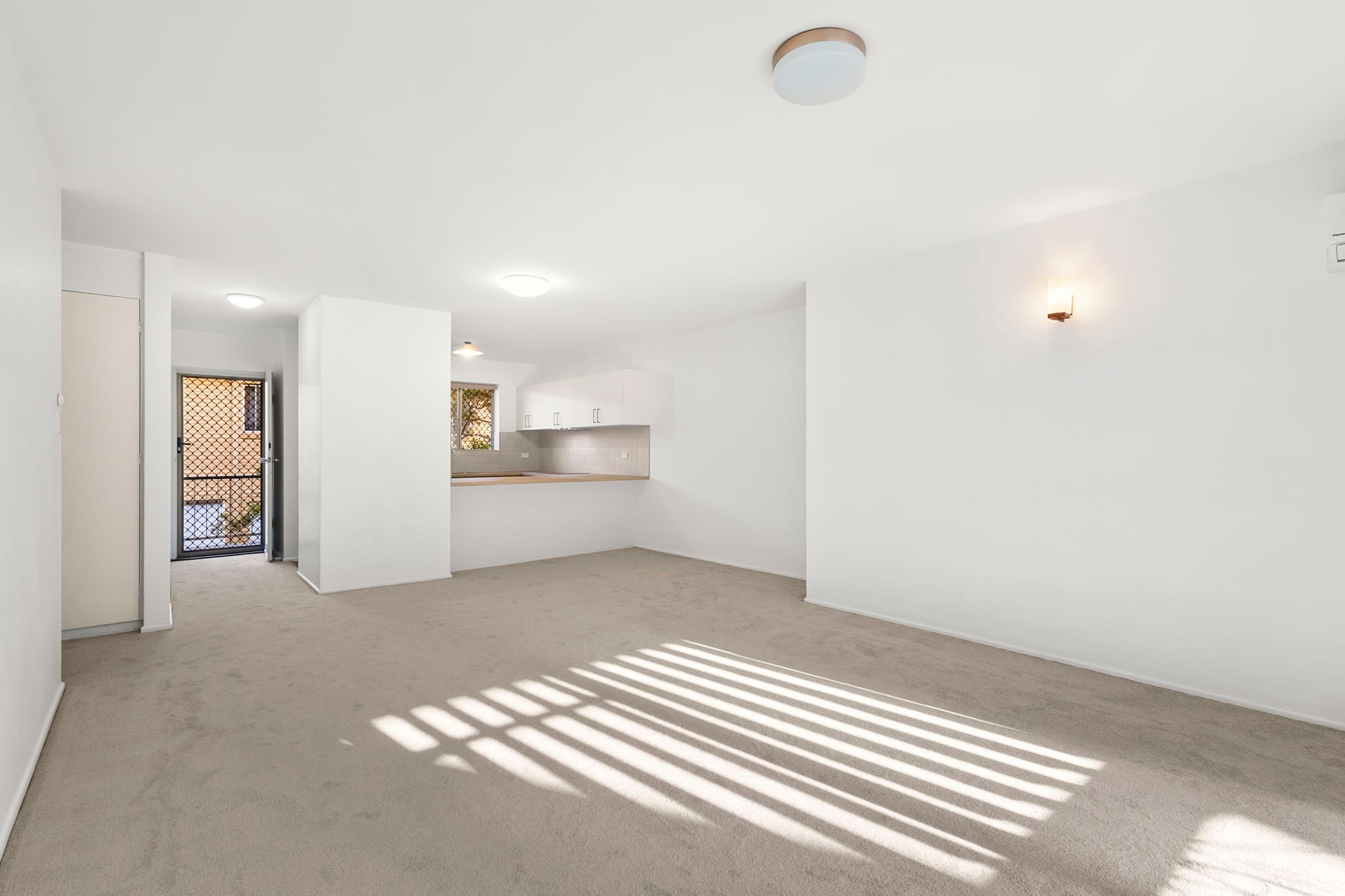 2/344 Cornwall Street, Greenslopes, QLD 4120