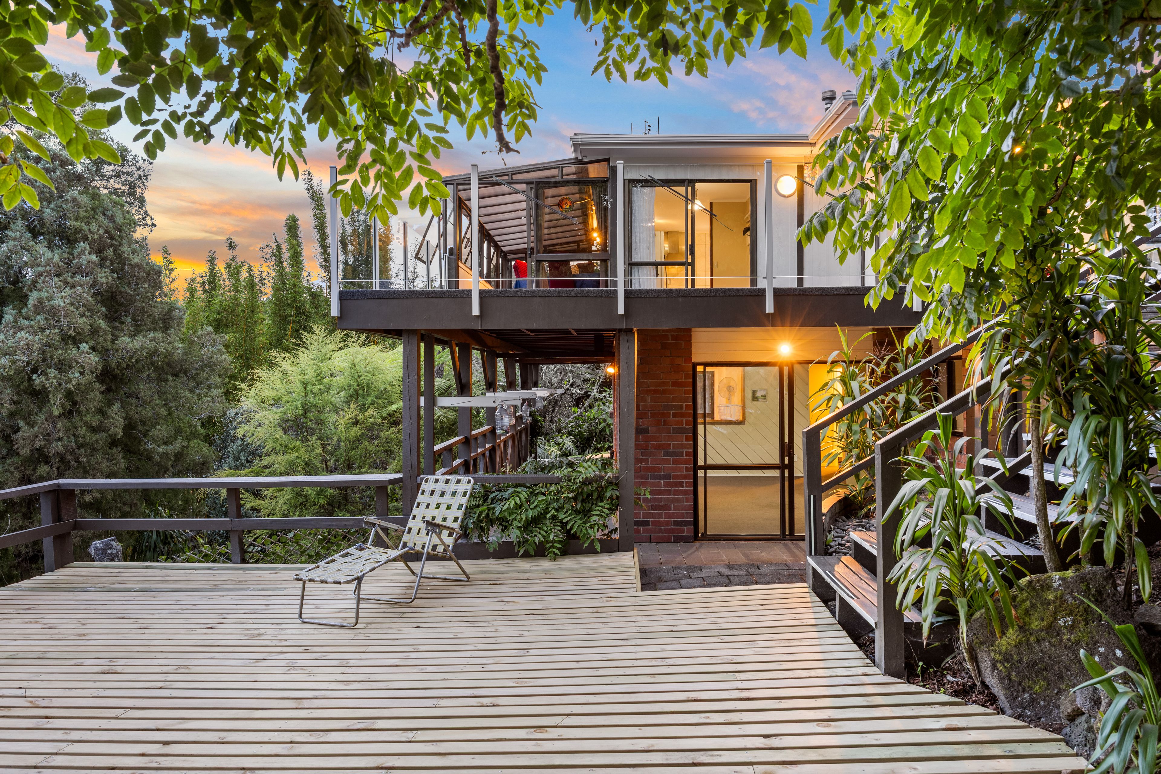 274 Forest Hill Road, Waiatarua, Waitakere City