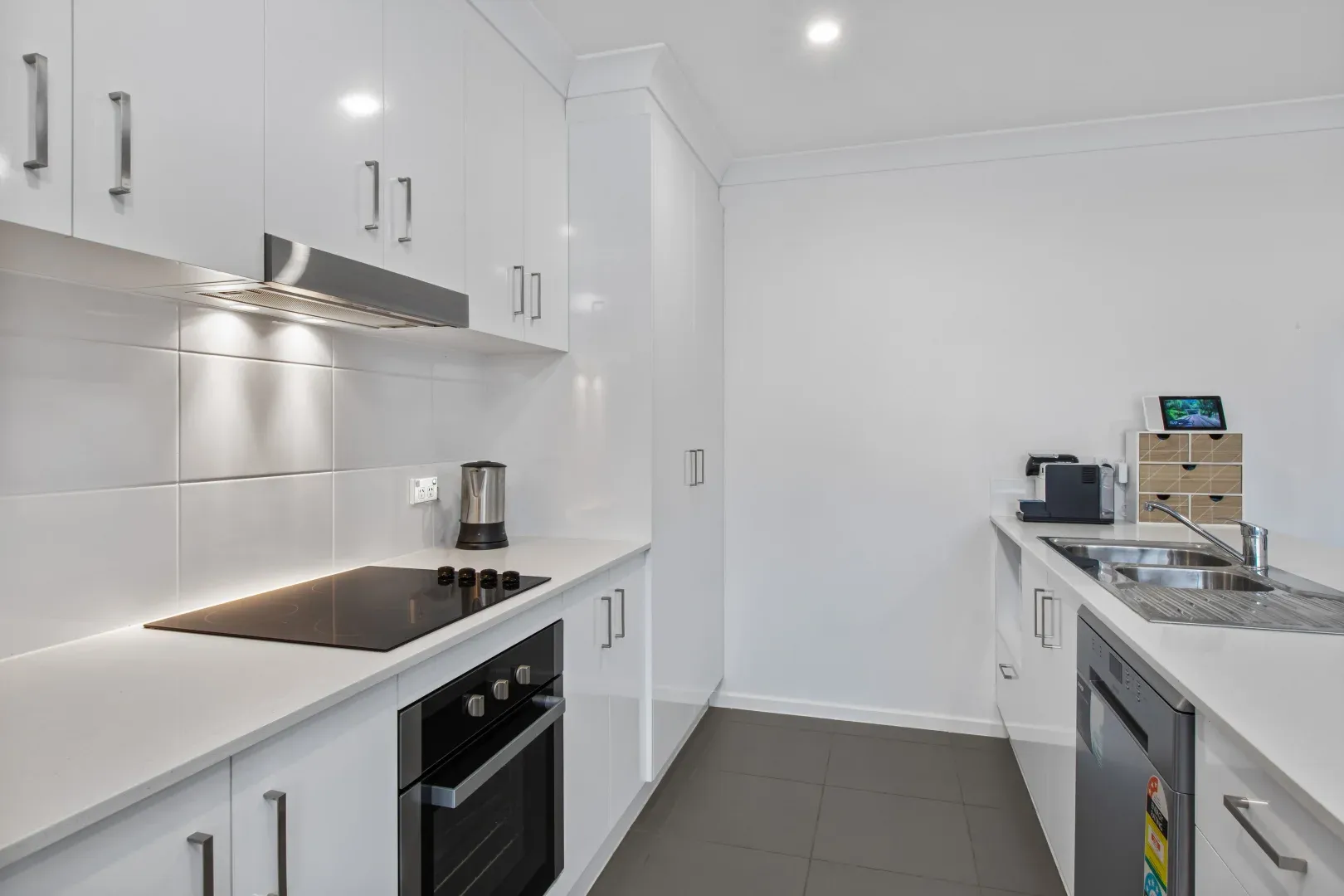 9 Carroll Walk, Pakenham, VIC 3810