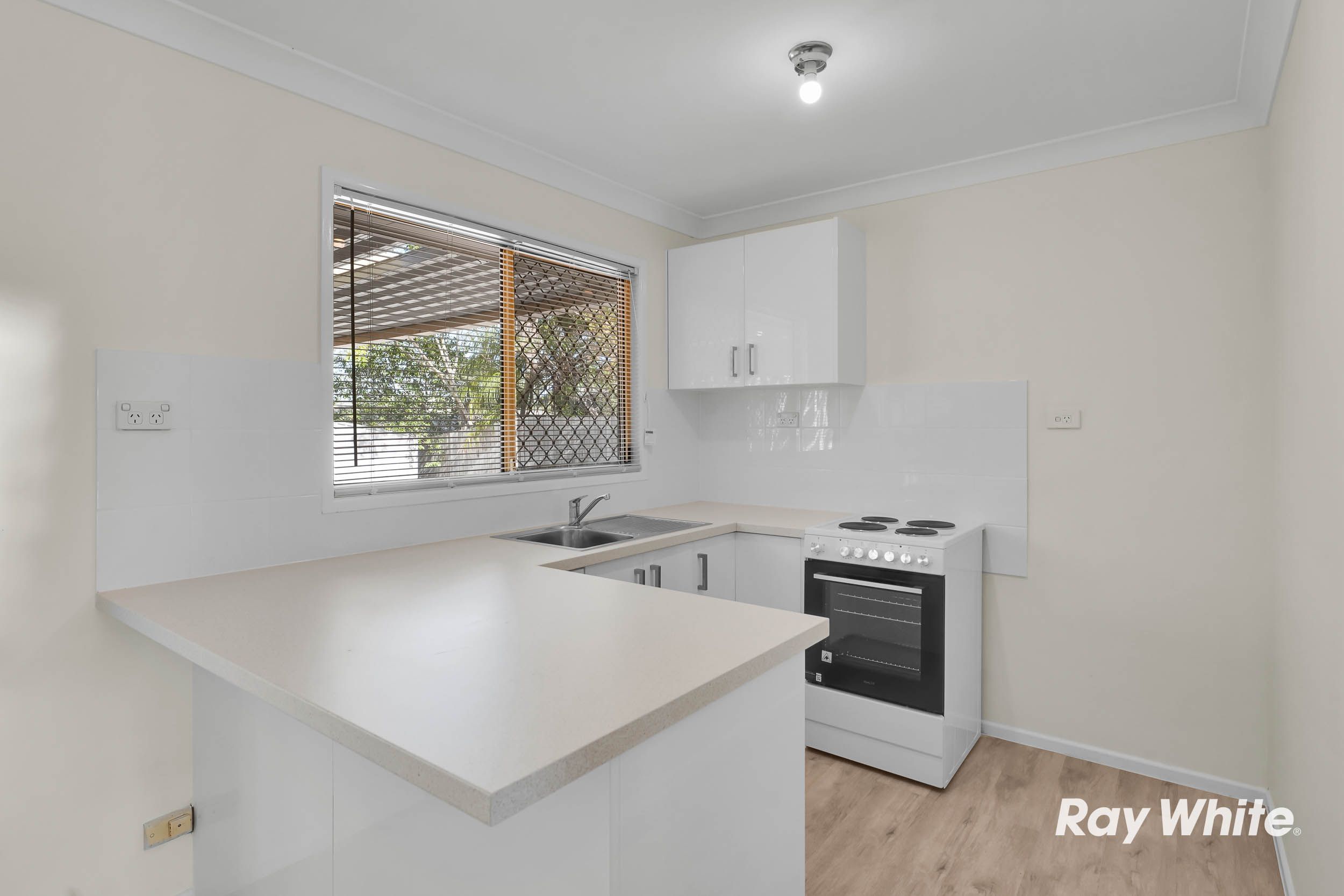 14 Dombeyah Street — photo 7 of 26