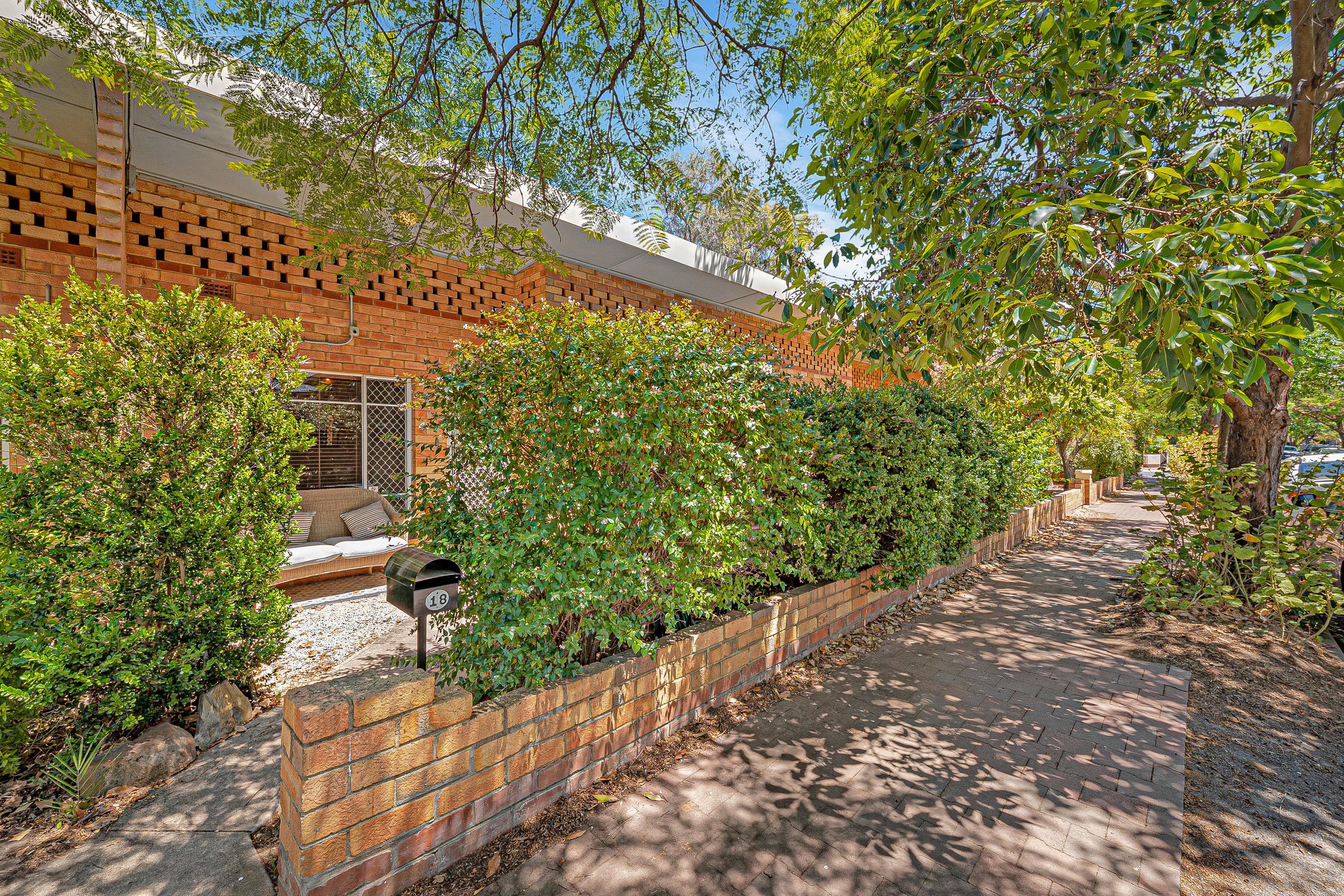 18 Selkirk Avenue, Black Forest, SA 5035