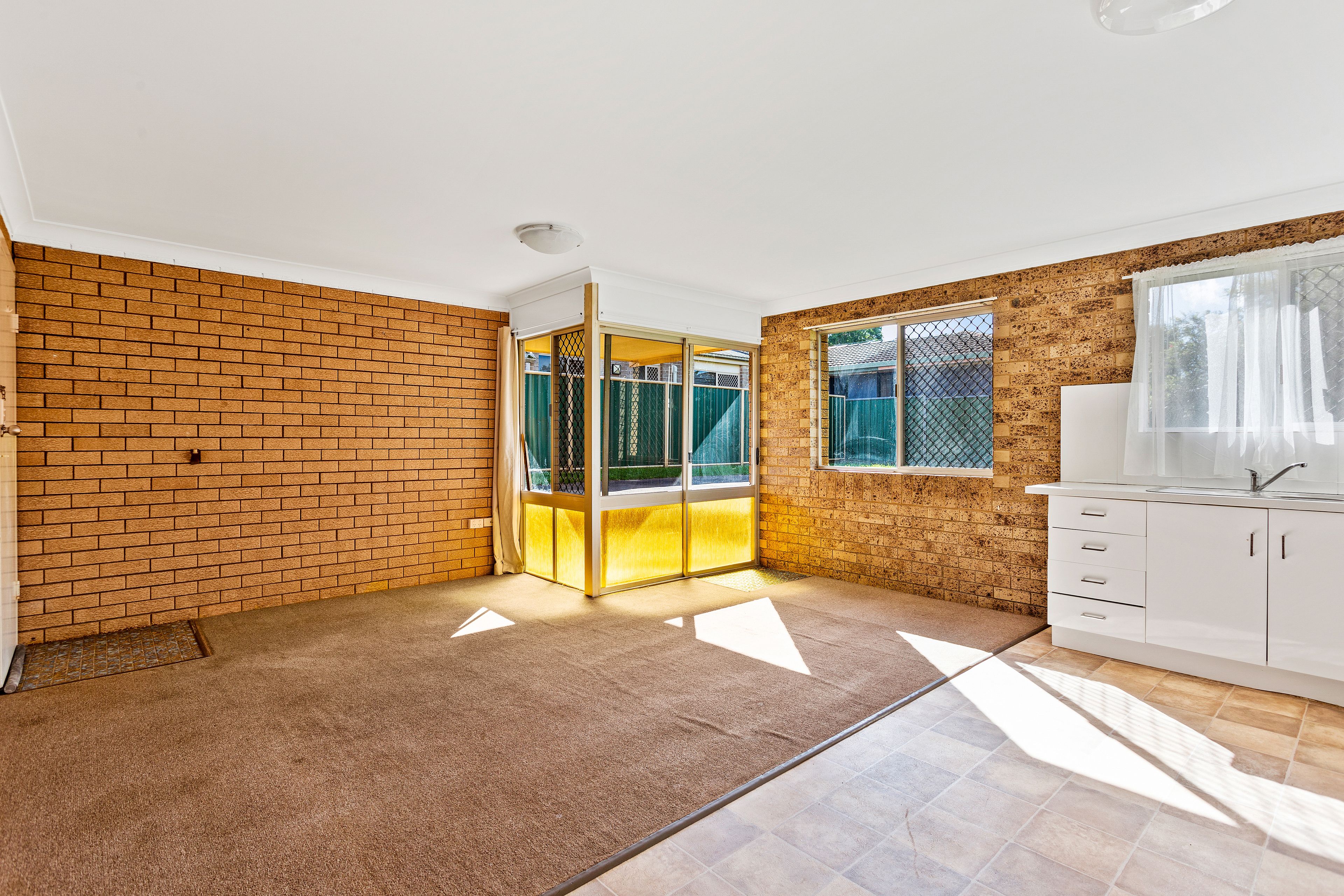 Unit 3/417 Stenner Street, Harristown, QLD 4350