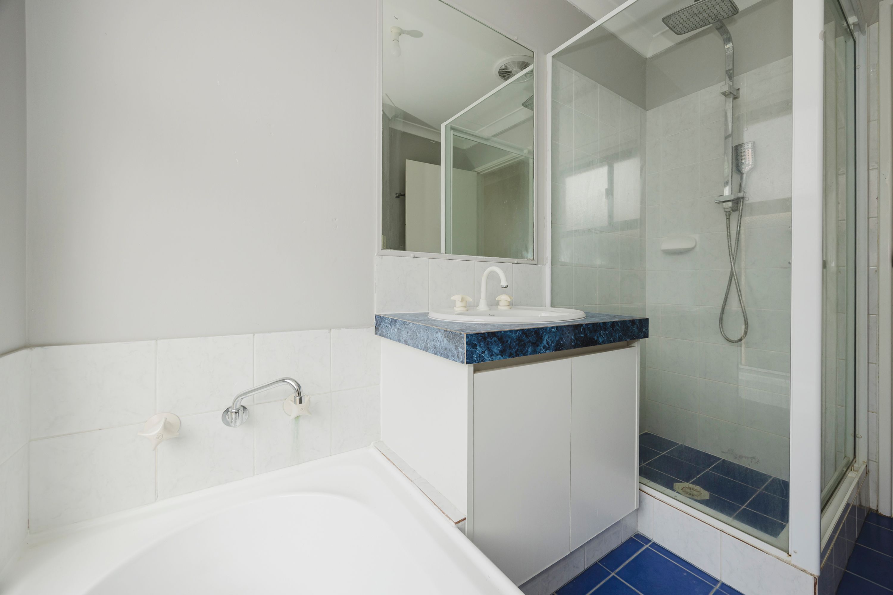 14 Pyrenees Court — photo 18 of 30