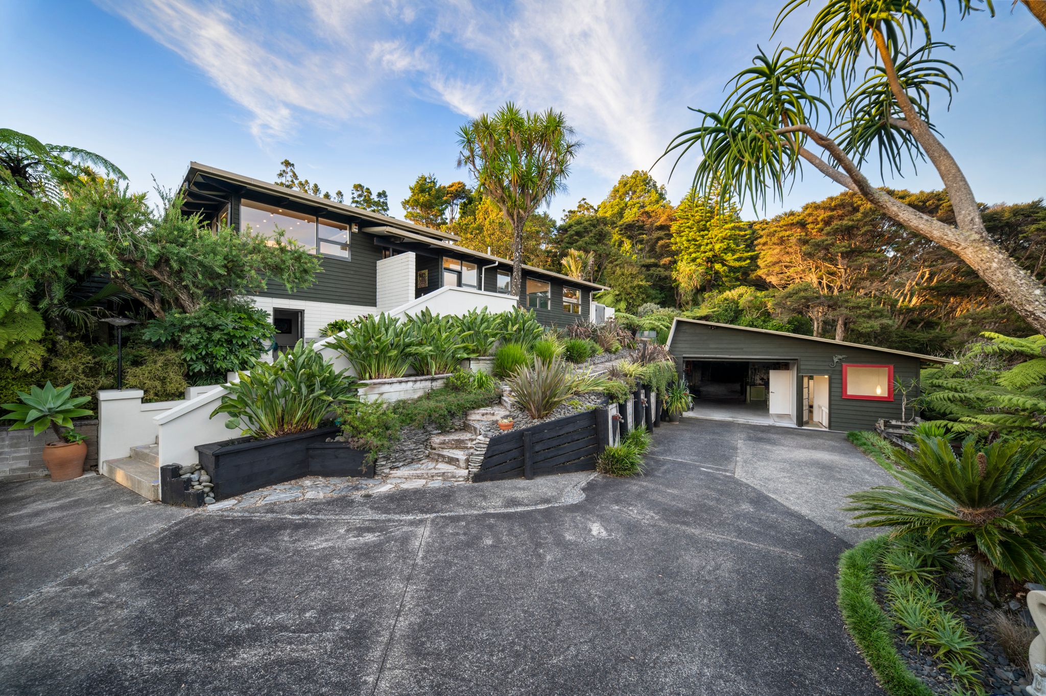 54 Tainui Road, Titirangi, Waitakere City