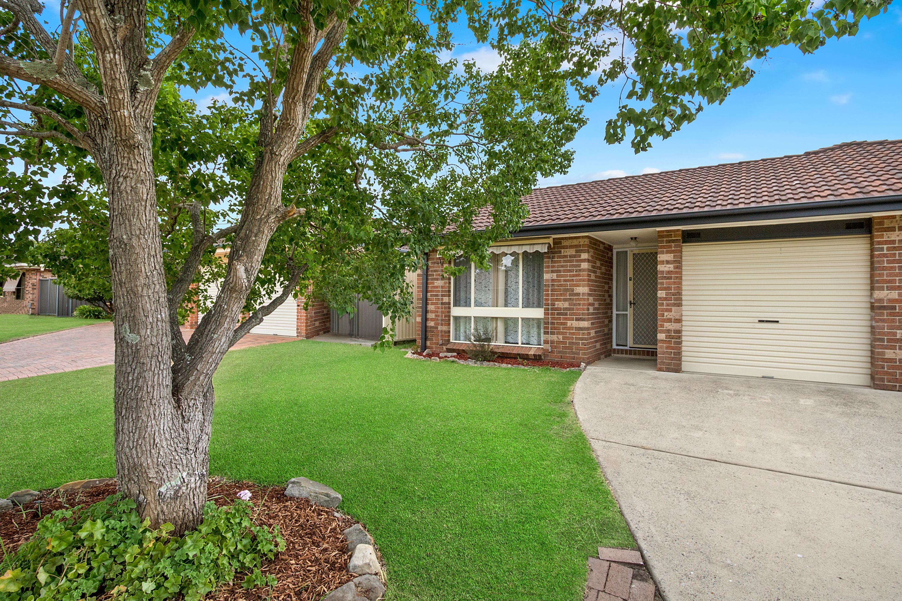 6 Guardian Crescent