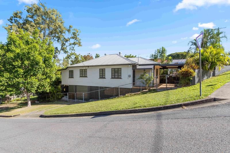 33 Brown Parade, Ashgrove, QLD 4060