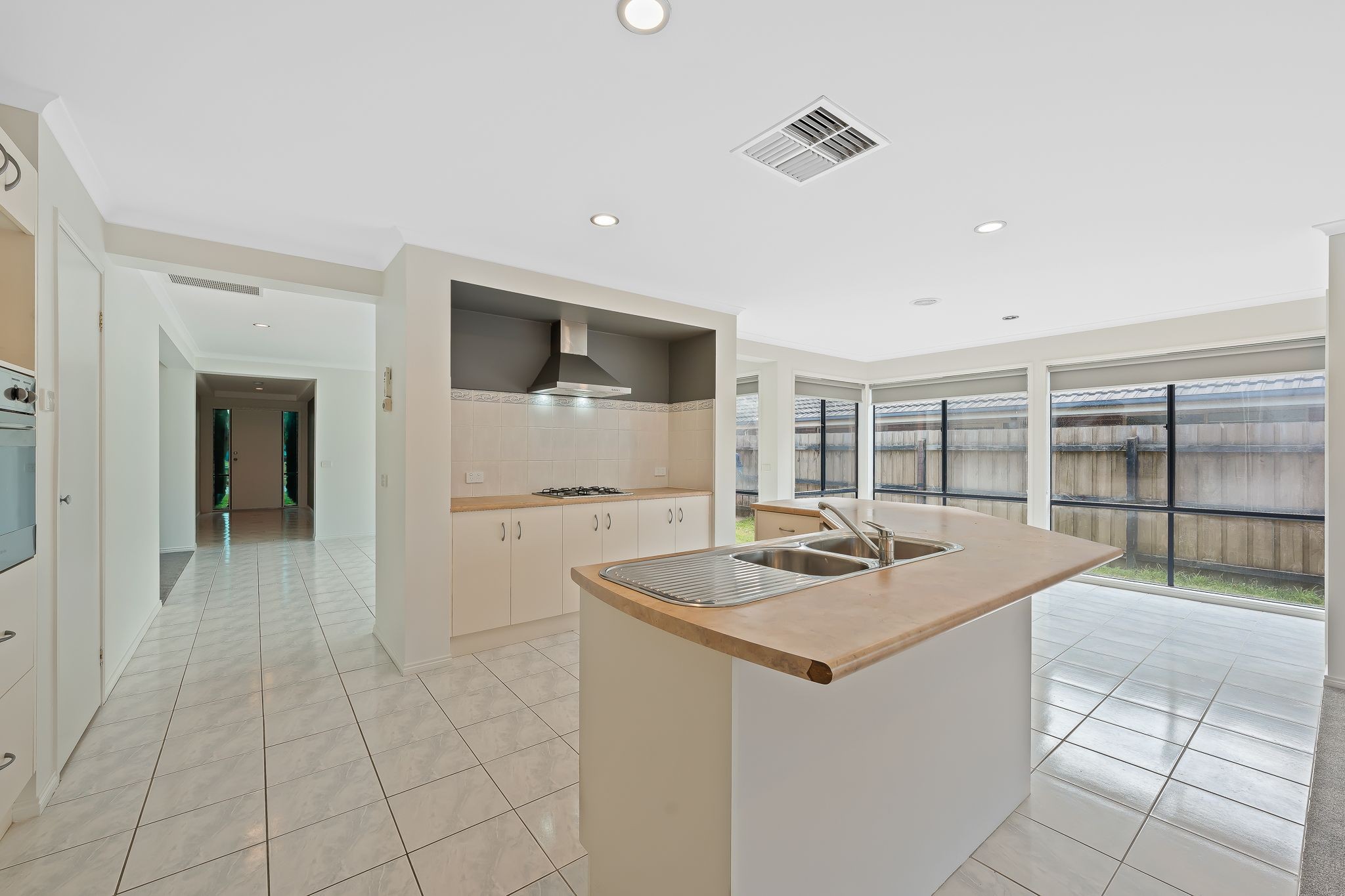 22 Osmington Circle, Narre Warren South, VIC 3805