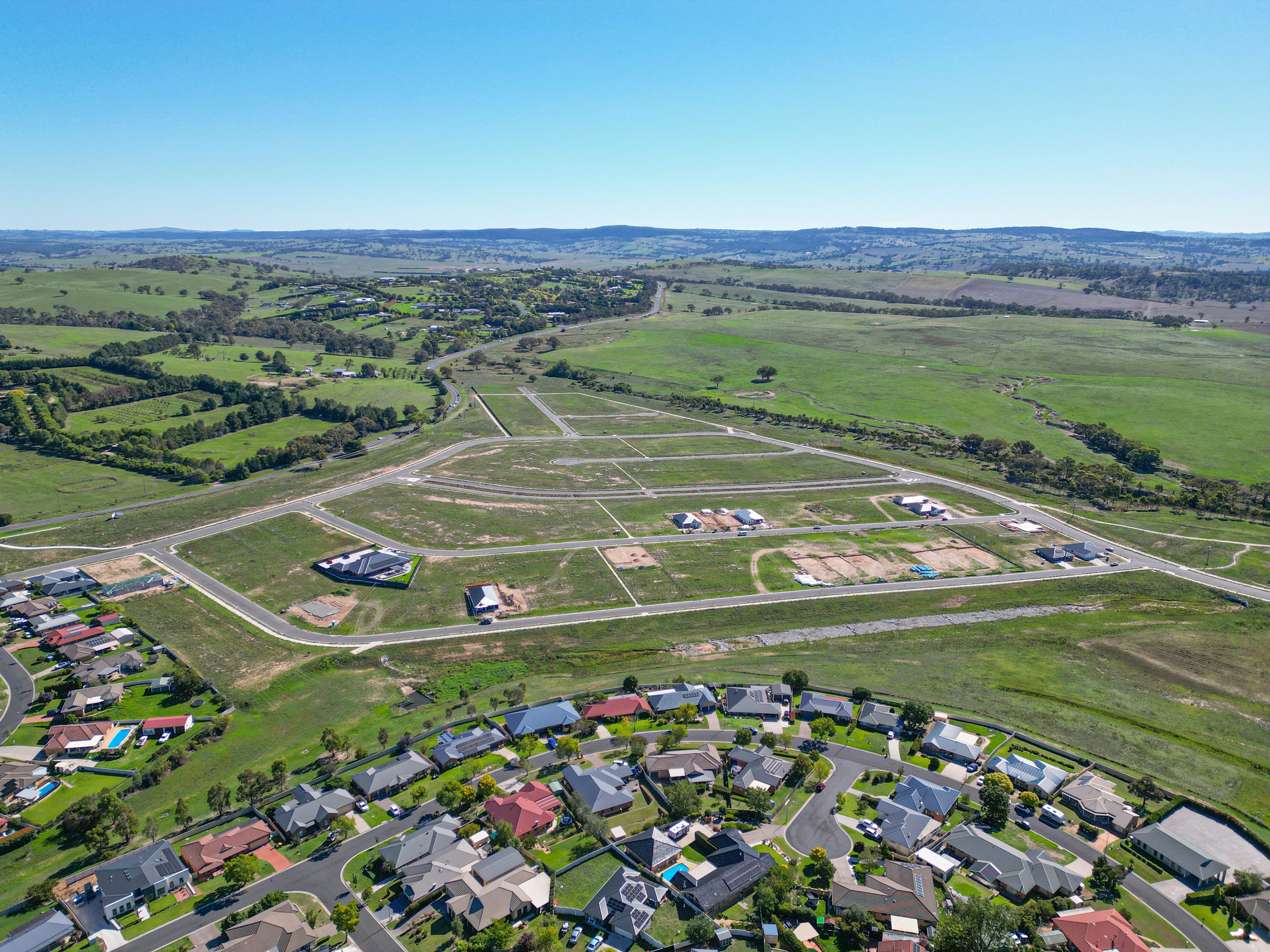 Vacant Lots Mulholland Parkway — photo from Ray White Bathurst
