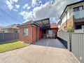 PRIME LOCATION! - Oxley Park