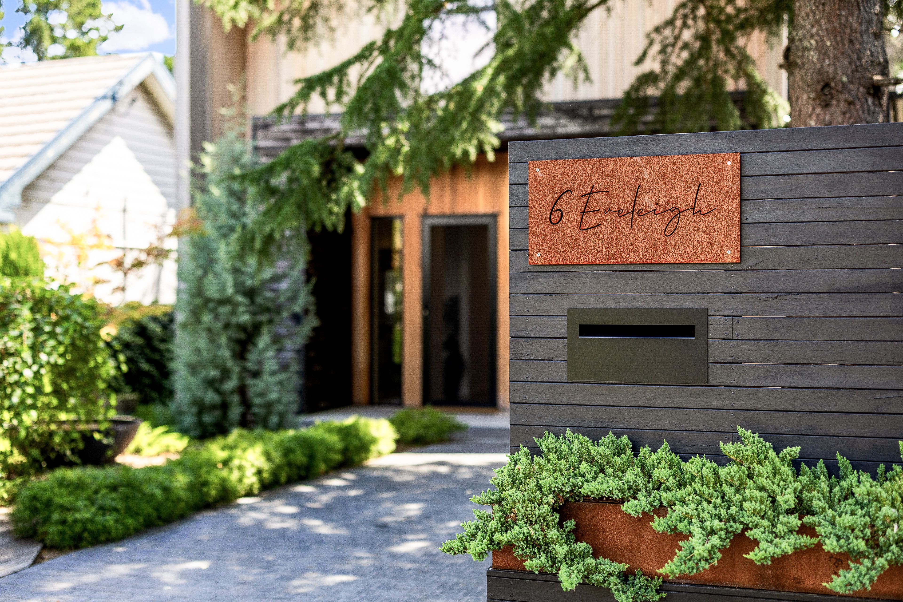 6 Eveleigh Avenue, Blackheath, NSW 2785