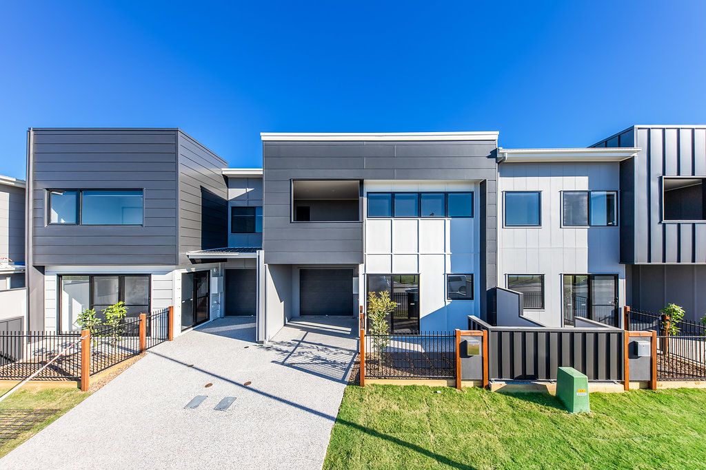 8 Dunlop Crescent, Baringa, QLD 4551