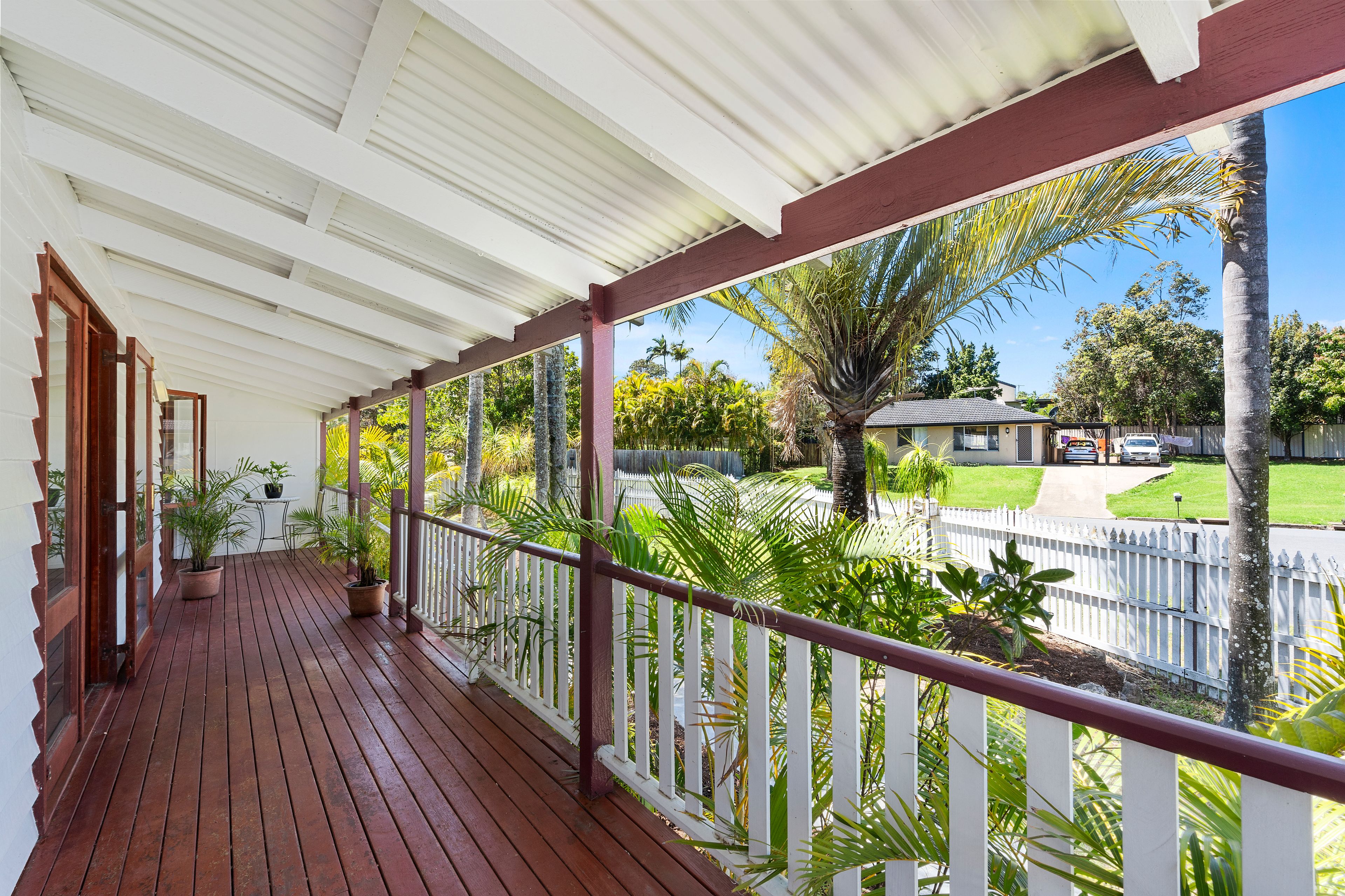 39 Warana Avenue, Southport, QLD 4215