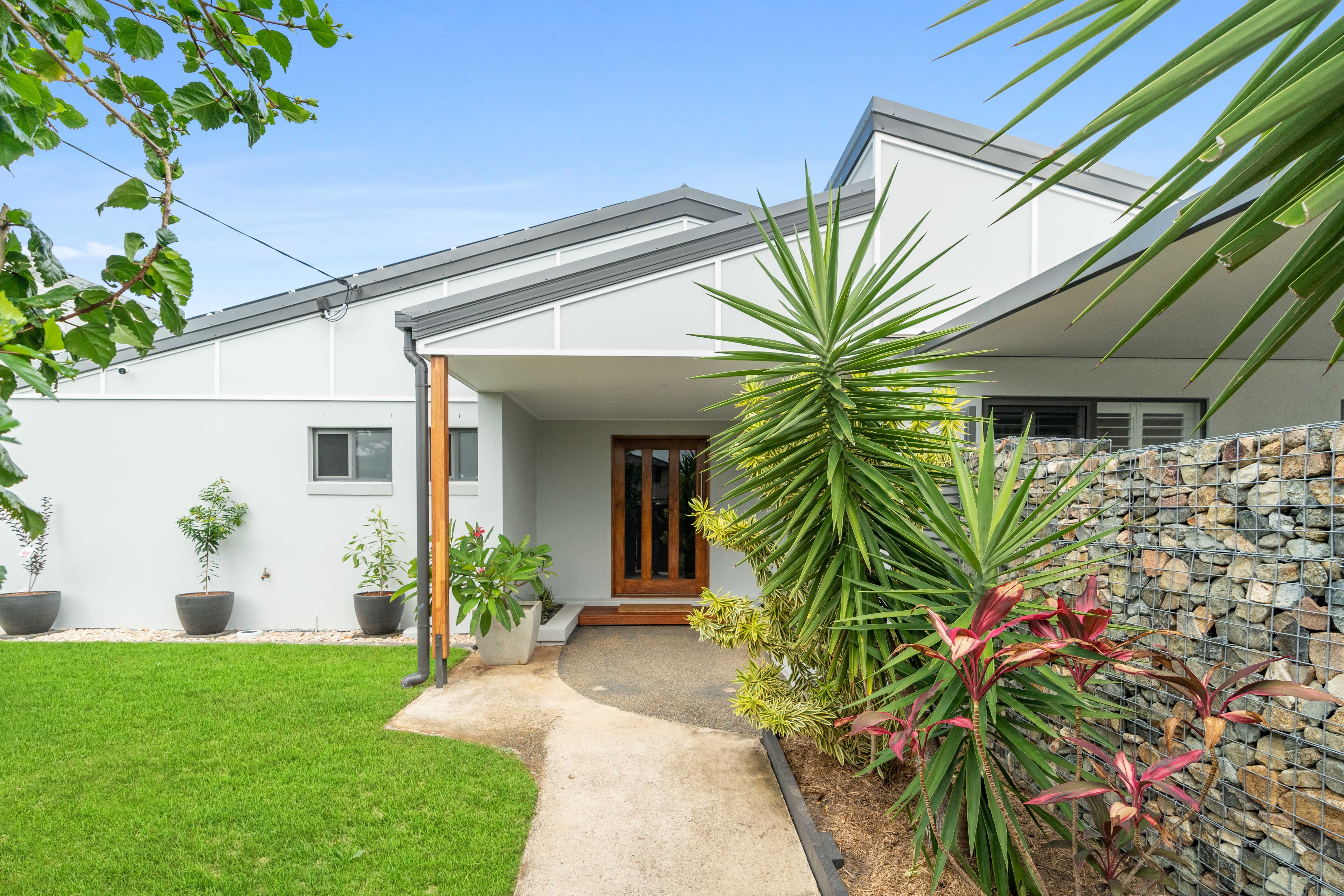 69 Point Cartwright Drive, Buddina, QLD 4575