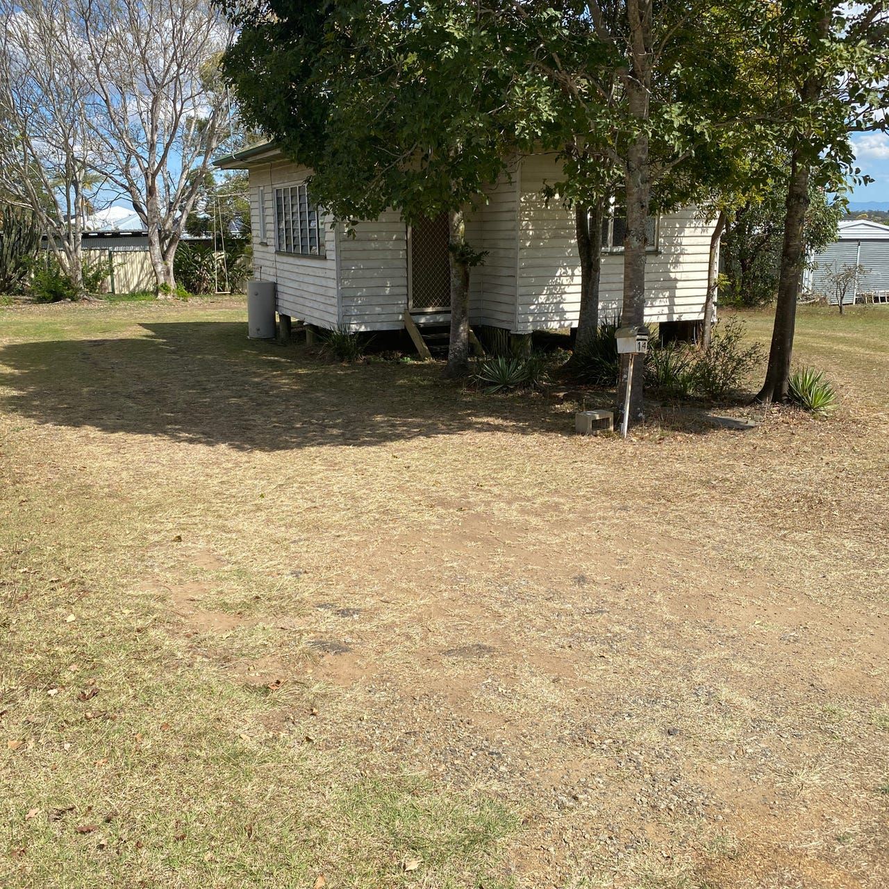 14 Hayes Street, Raceview, QLD 4305