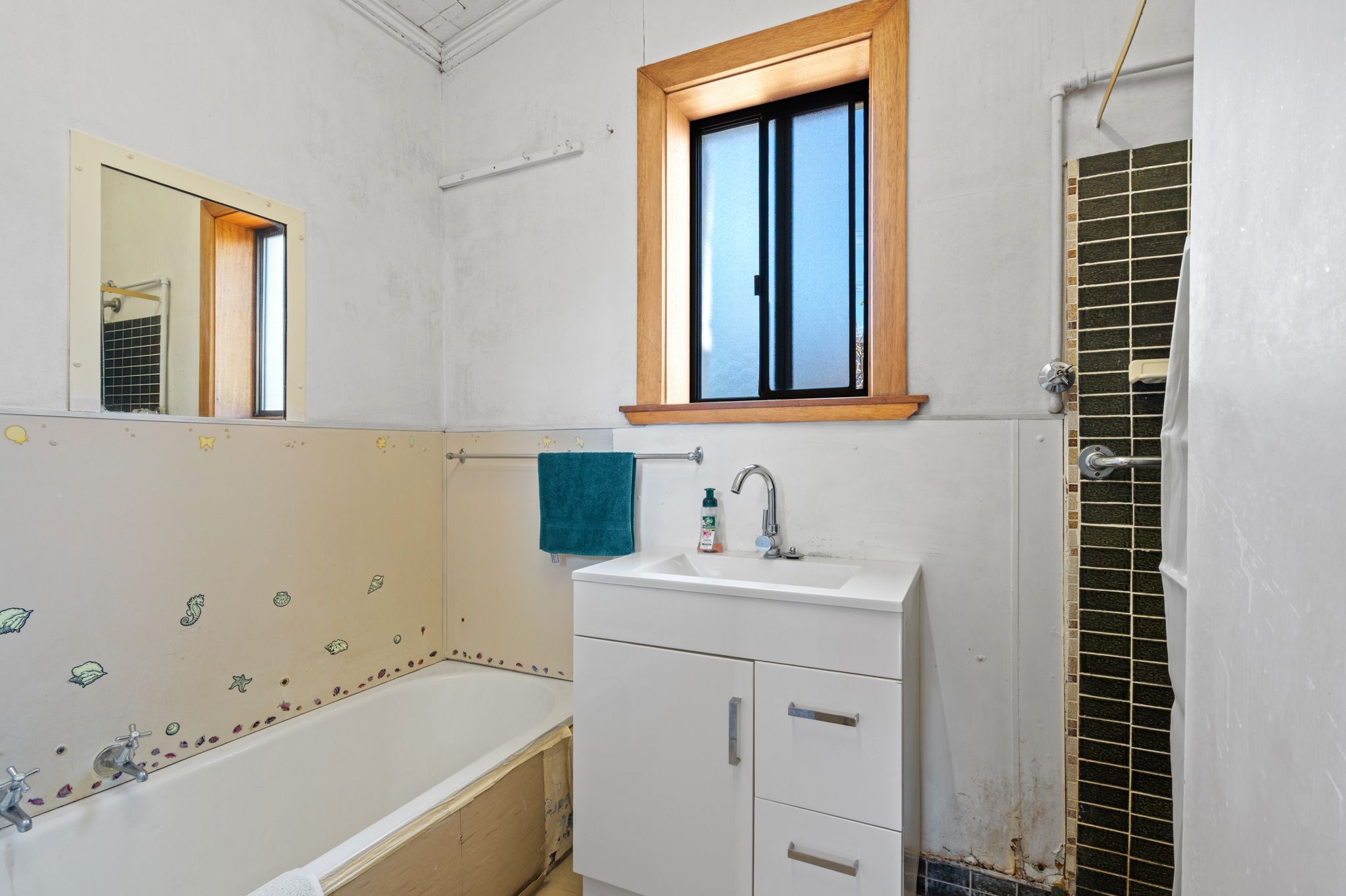 11 Amor Street — photo 15 of 30