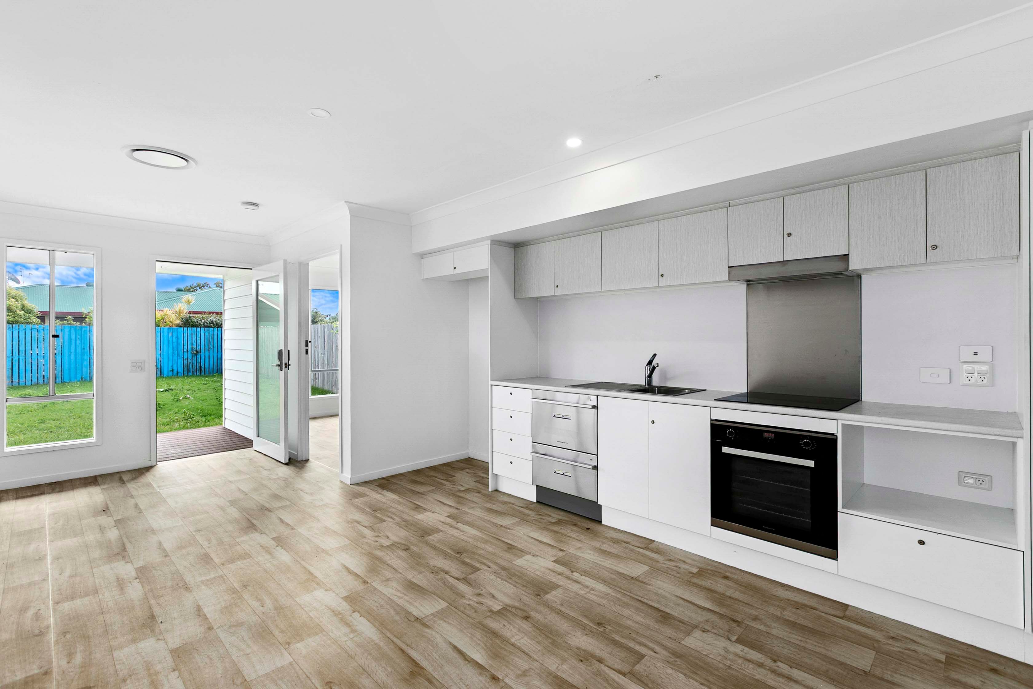 2/2 Aimee Drive — photo 4 of 12