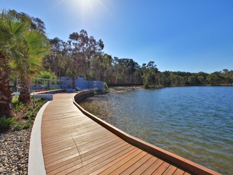 Coombabah, QLD 4216