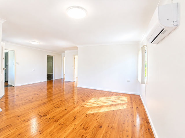17 Maple Street — photo 5 of 10