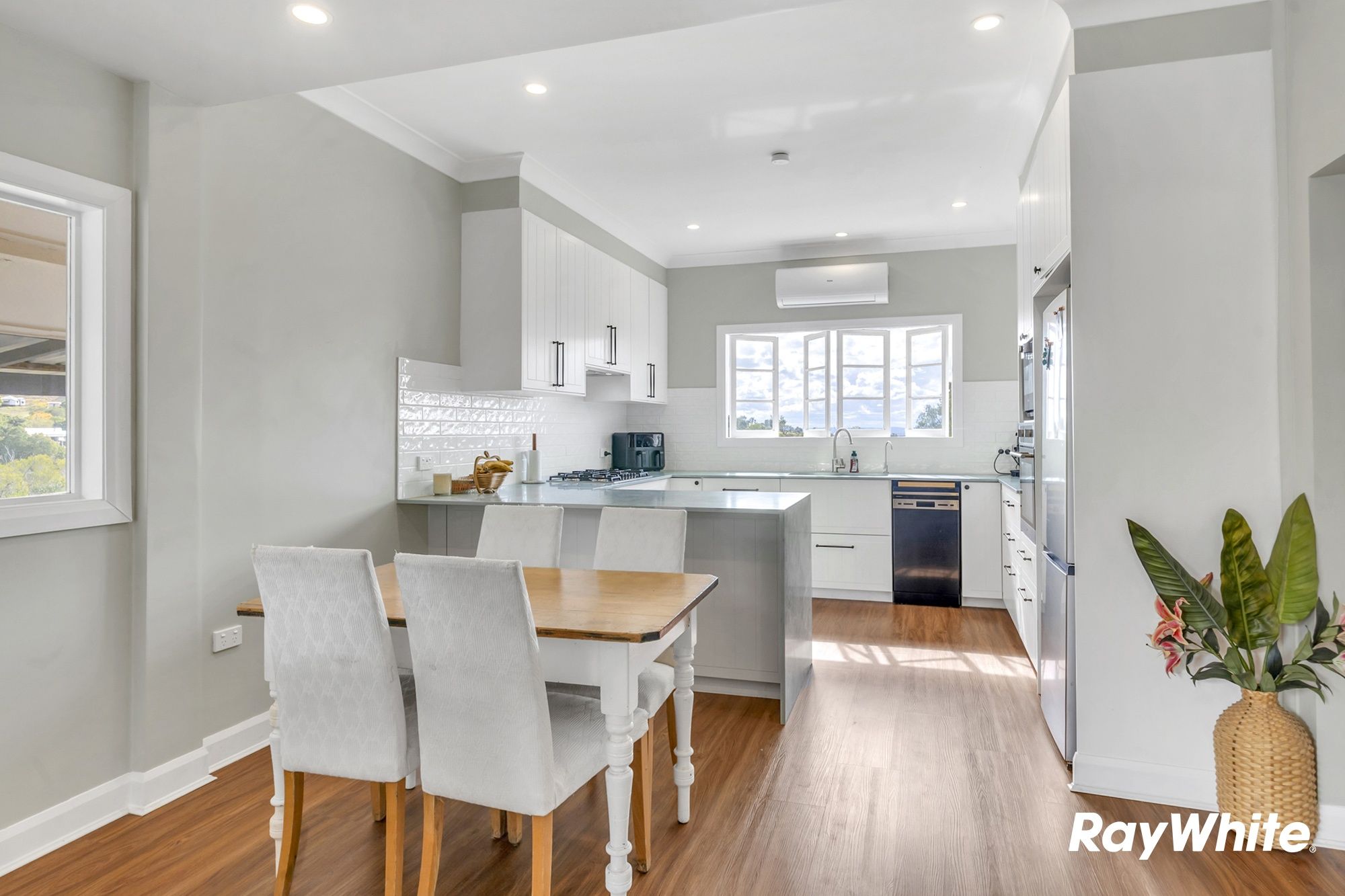134 Glamorgan Vale Road — photo 11 of 30