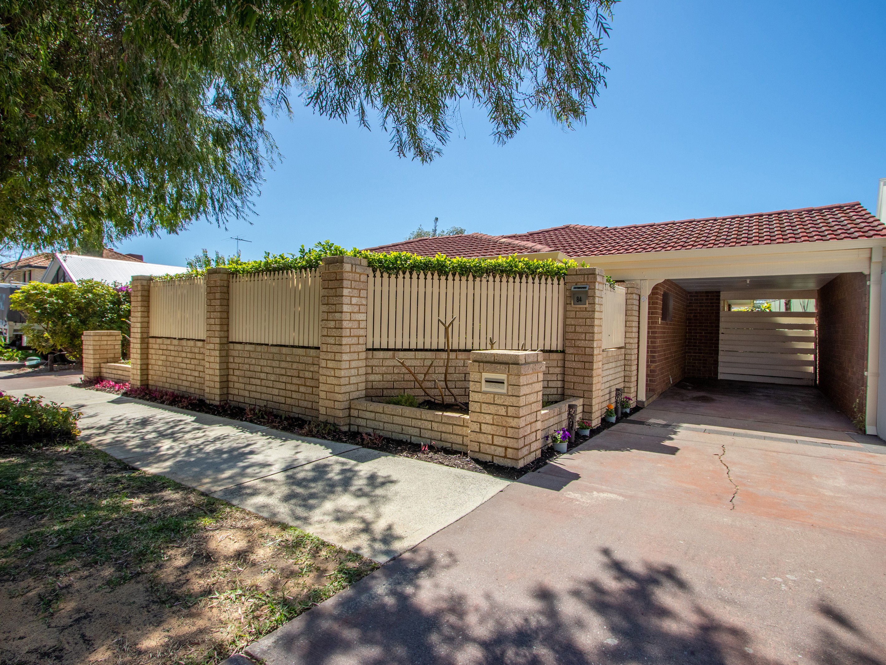 84 Welwyn Avenue, Salter Point, WA 6152