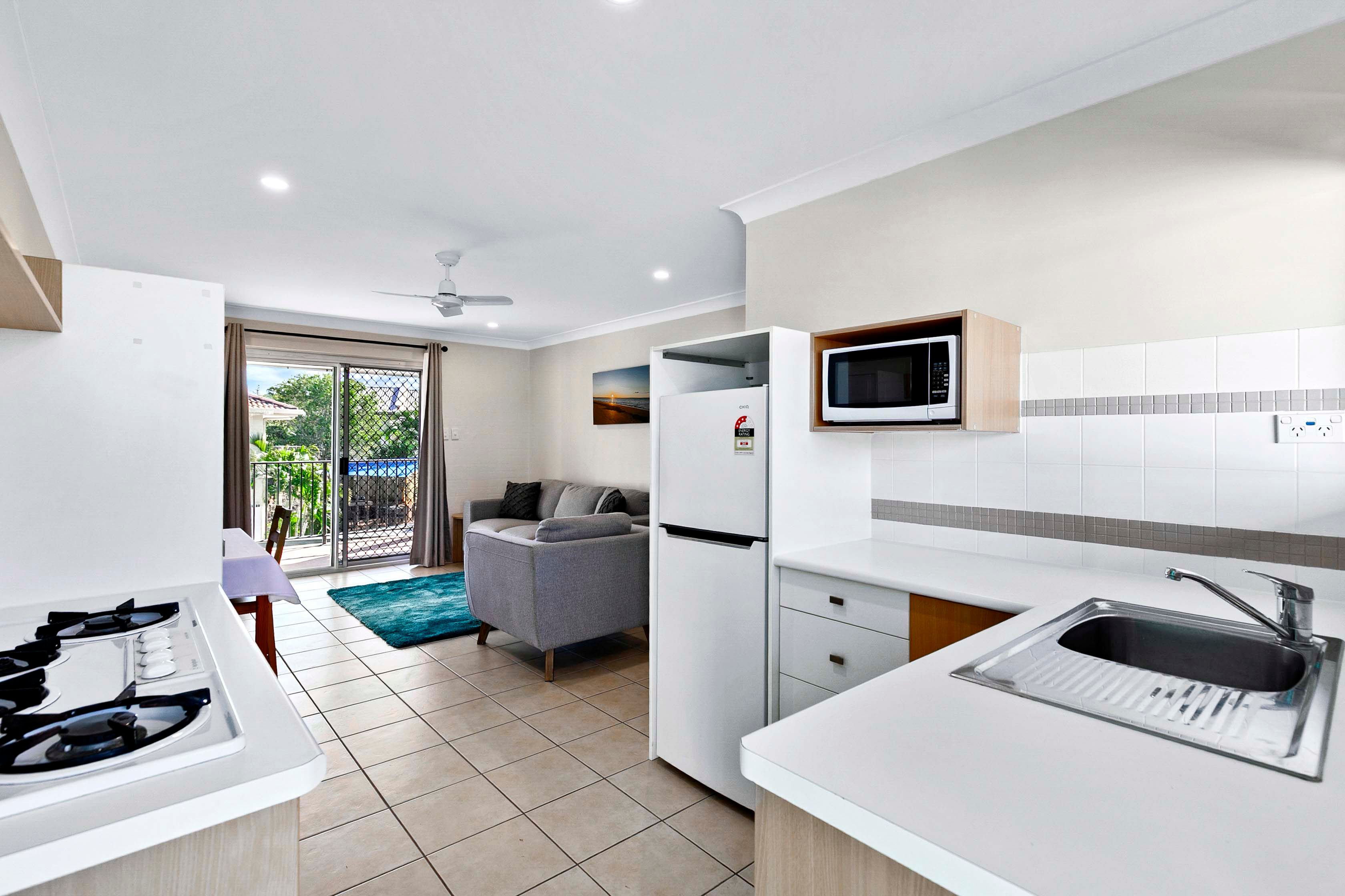 10/13-15 Ann Street, Torquay, QLD 4655