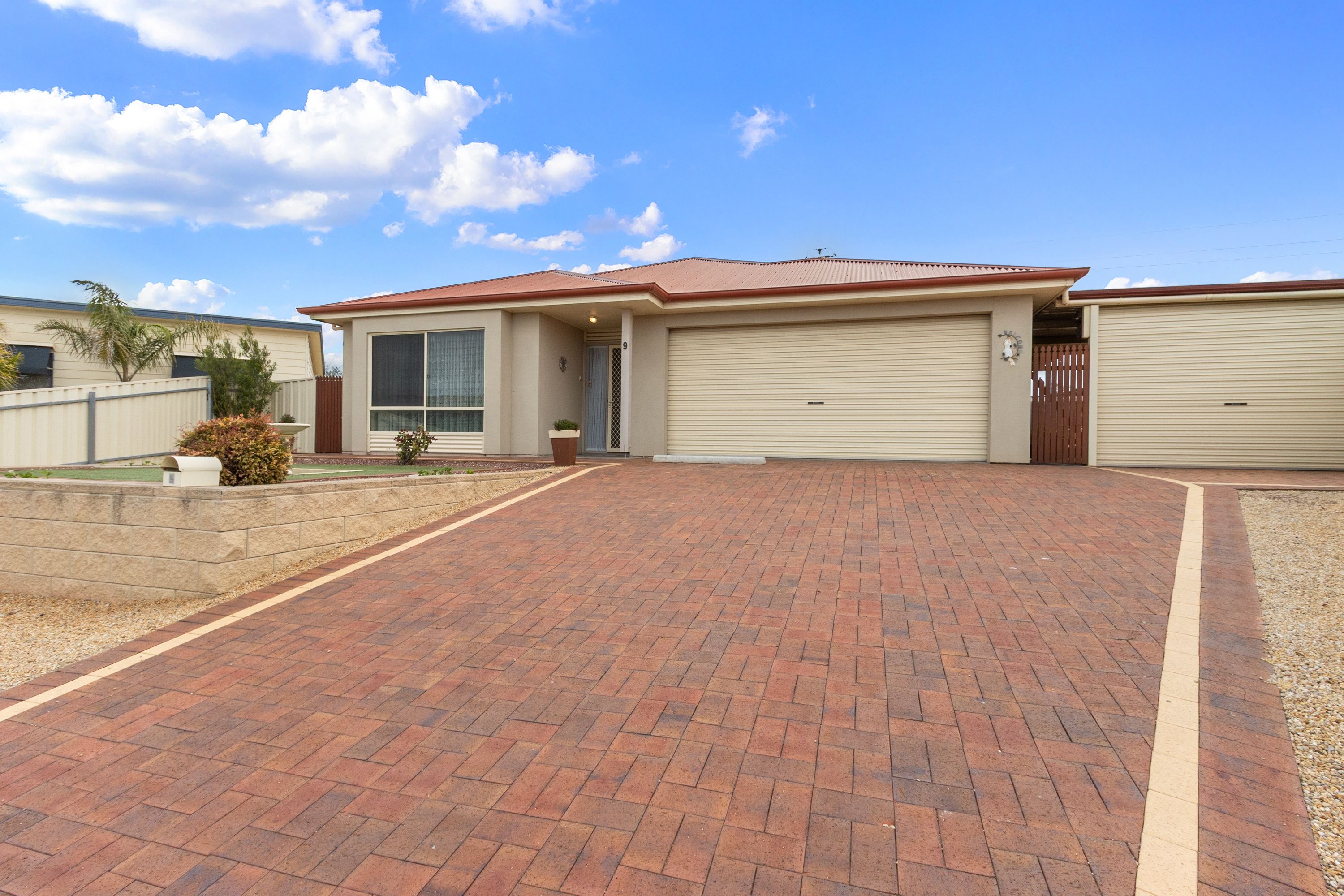 9 Bullock Street — photo 3 of 25