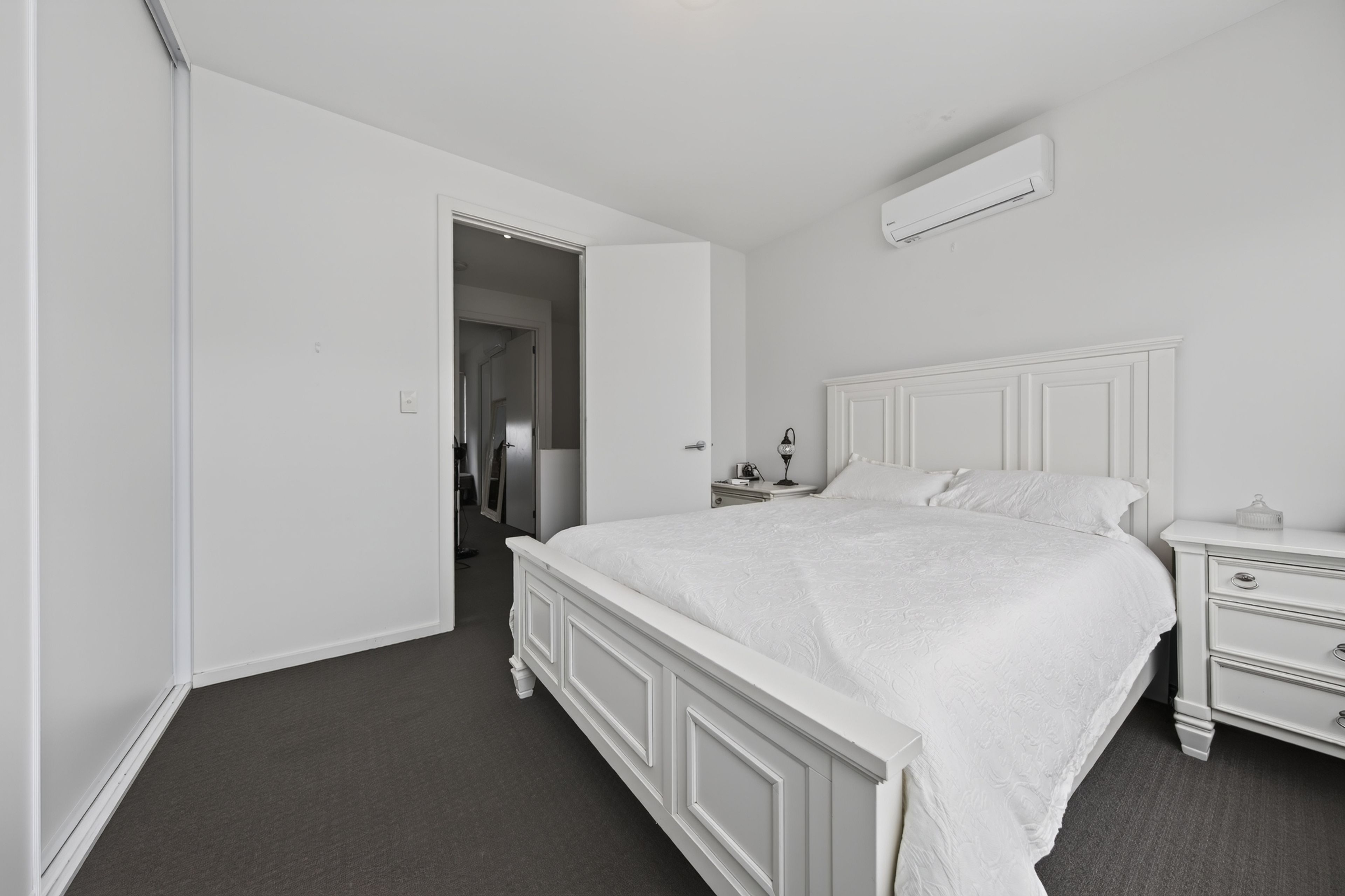 4/7 St Kitts Place — photo 10 of 15