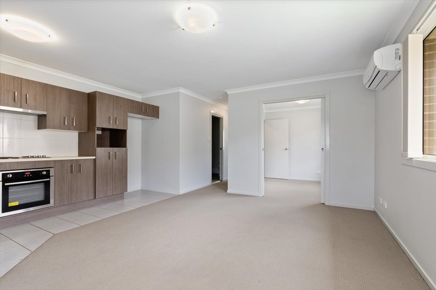 43 & 43A Kidd Circuit, GOULBURN, NSW 2580