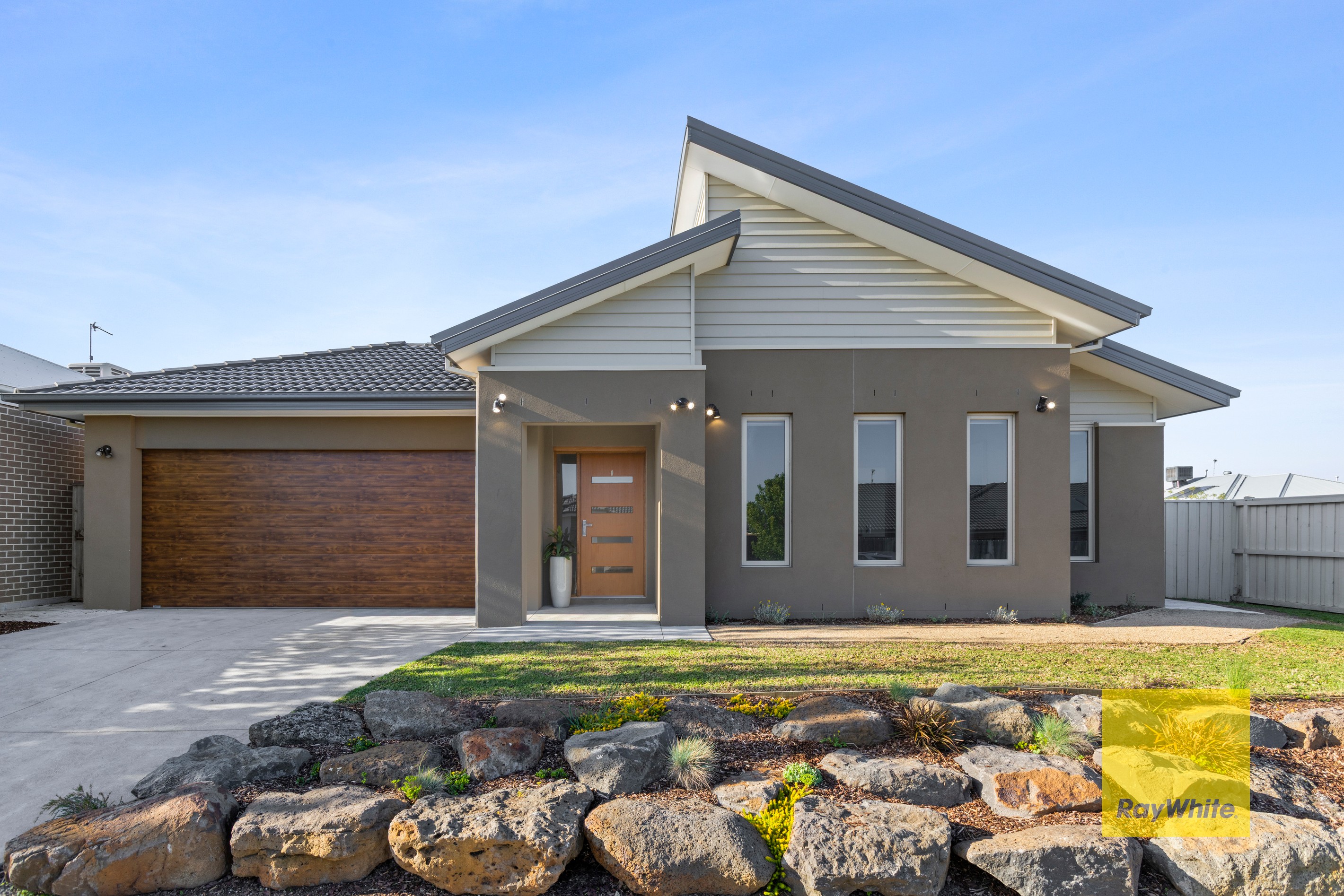 17 Jockia Ridge, Grovedale, VIC 3216