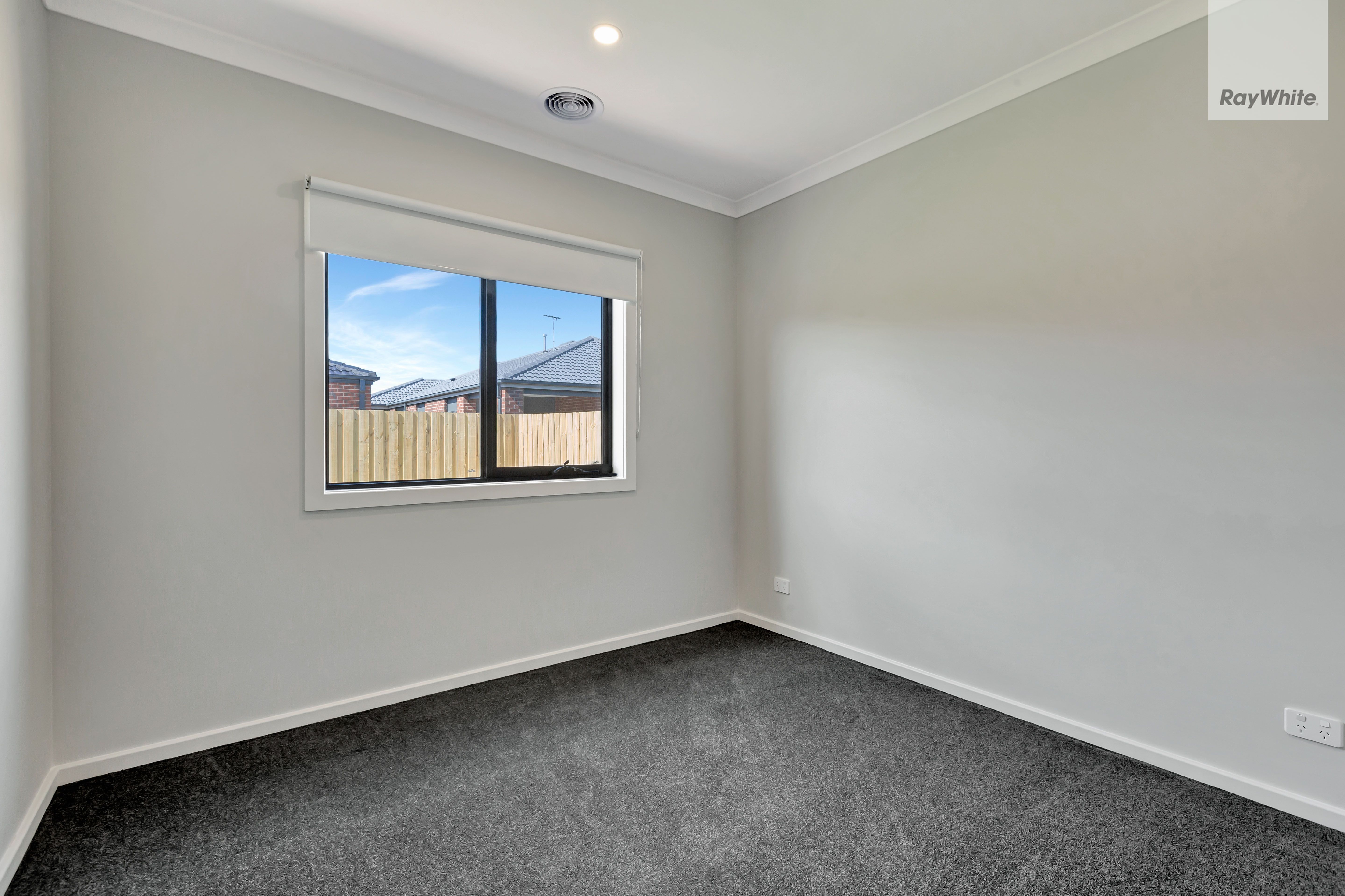 13 Hammer Street — photo 8 of 11