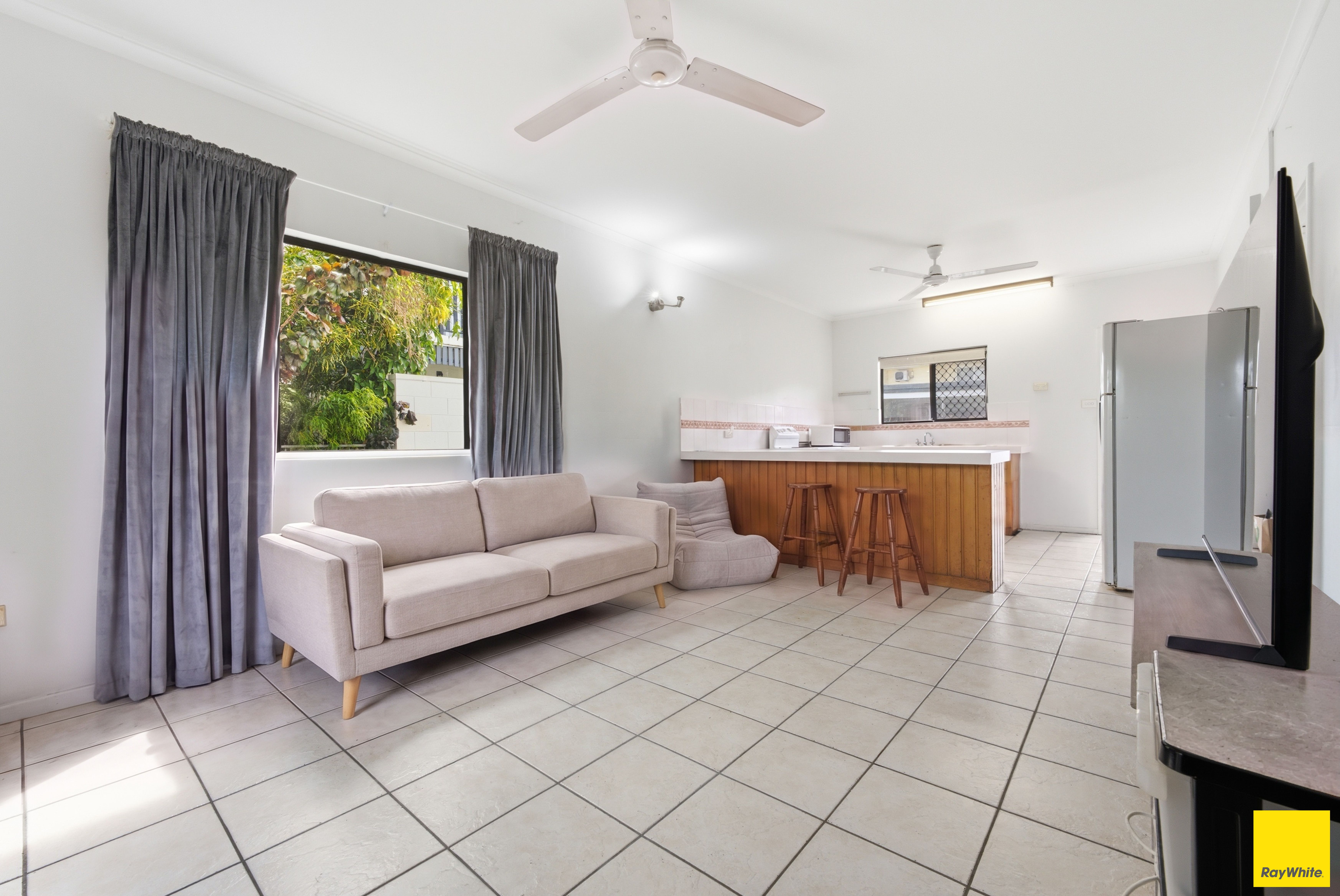 1/14 Jensen Street, Manoora, QLD 4870