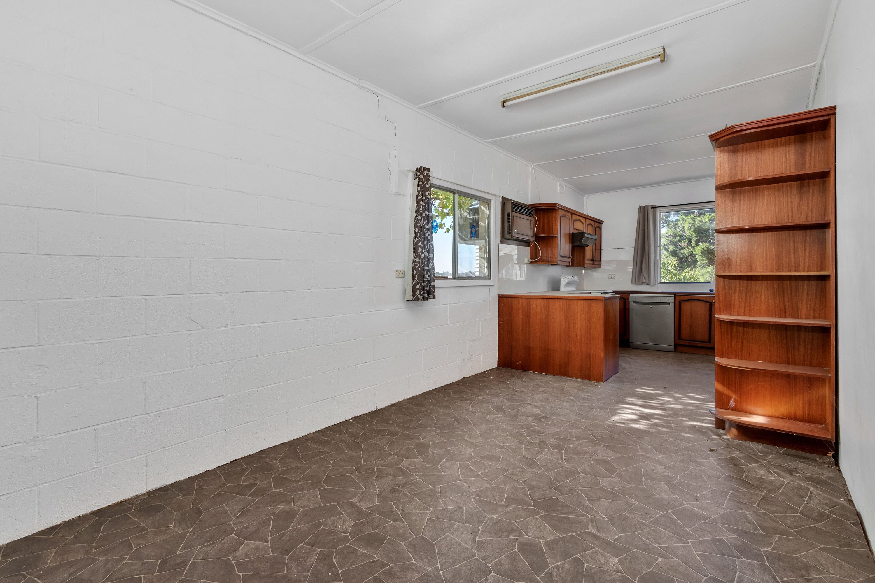164 Traeger Road — photo 3 of 18