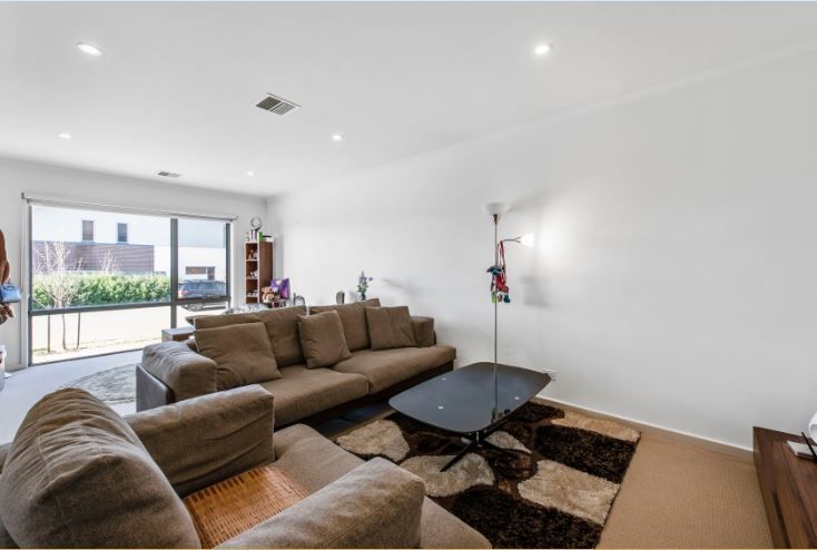 2 Fruit Lane, Wantirna South, VIC 3152